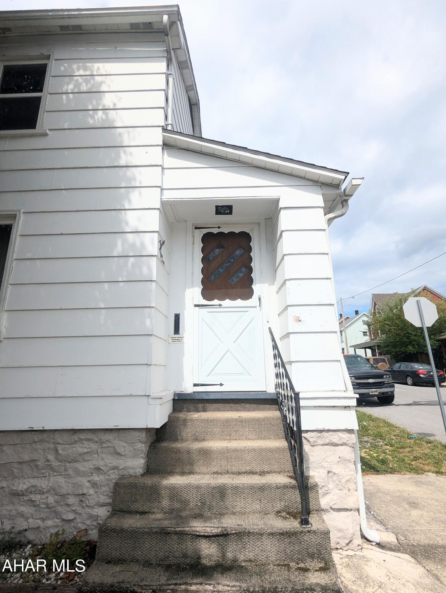 Juniata - Residential