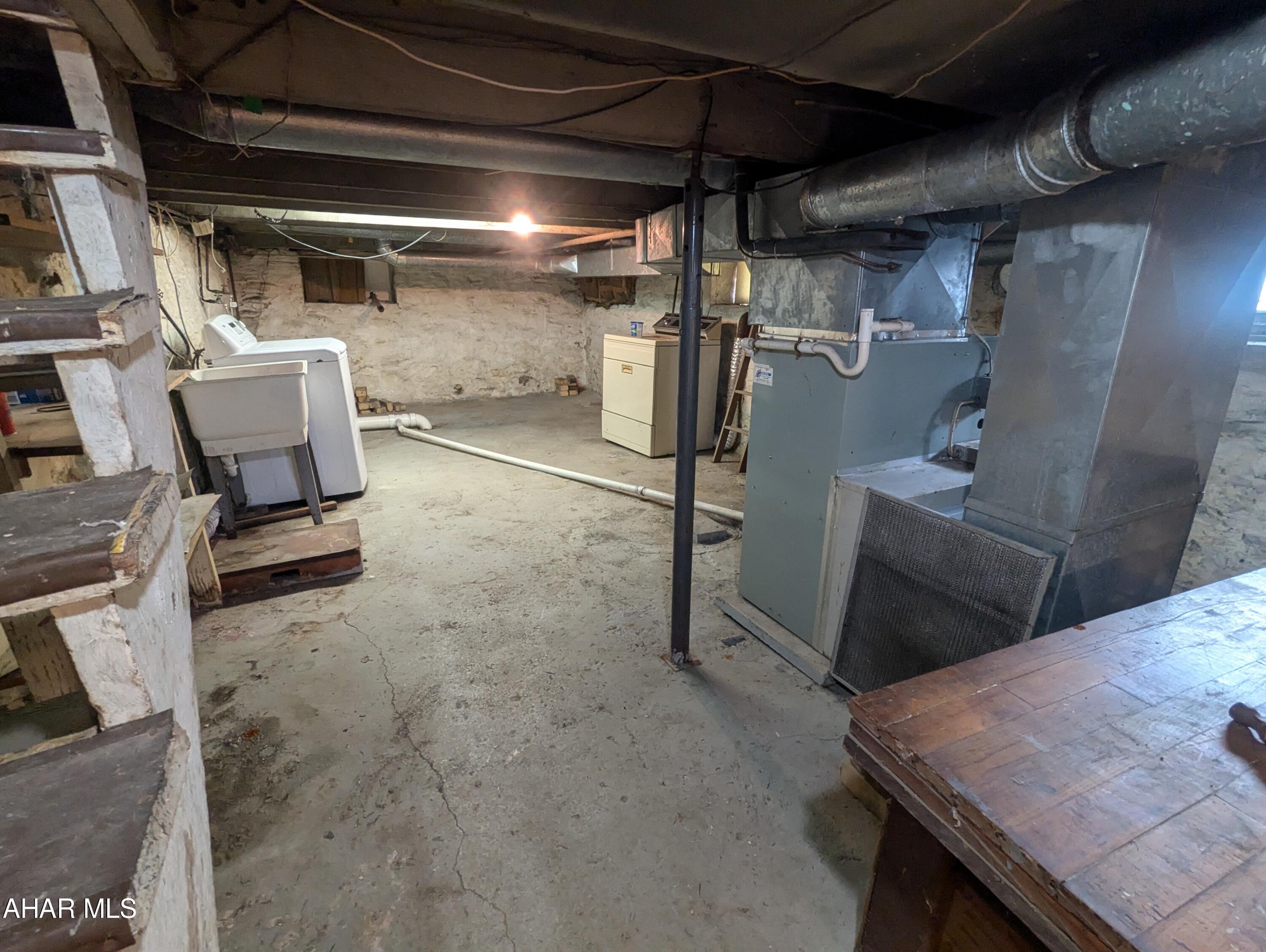 Juniata - Residential