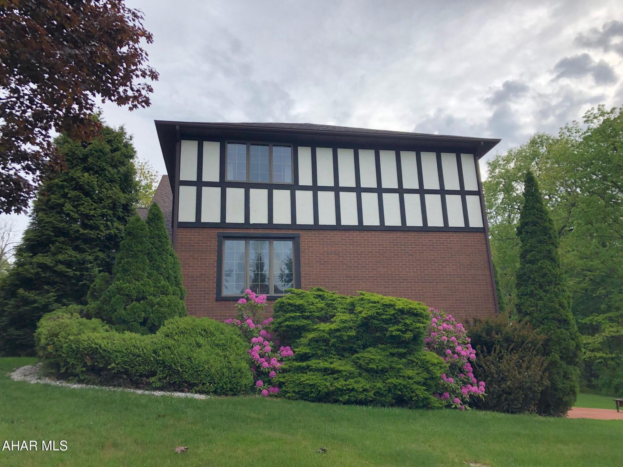 Sylvan East - Residential