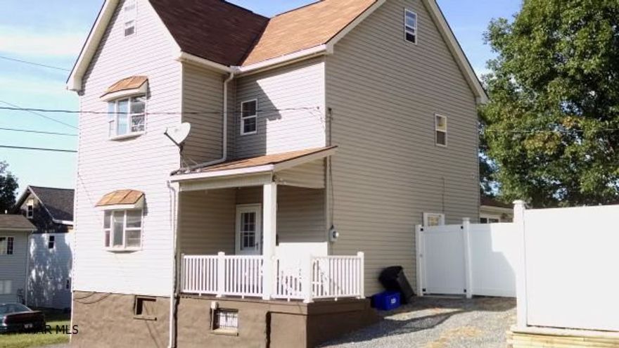 Really need to see inside - huge rooms, a ton of updating, newer kitchen, stainless steel appliances, beautiful layout, CA, private fenced flat lot/rear patio. Oh so nice, won't last! Motivated seller!