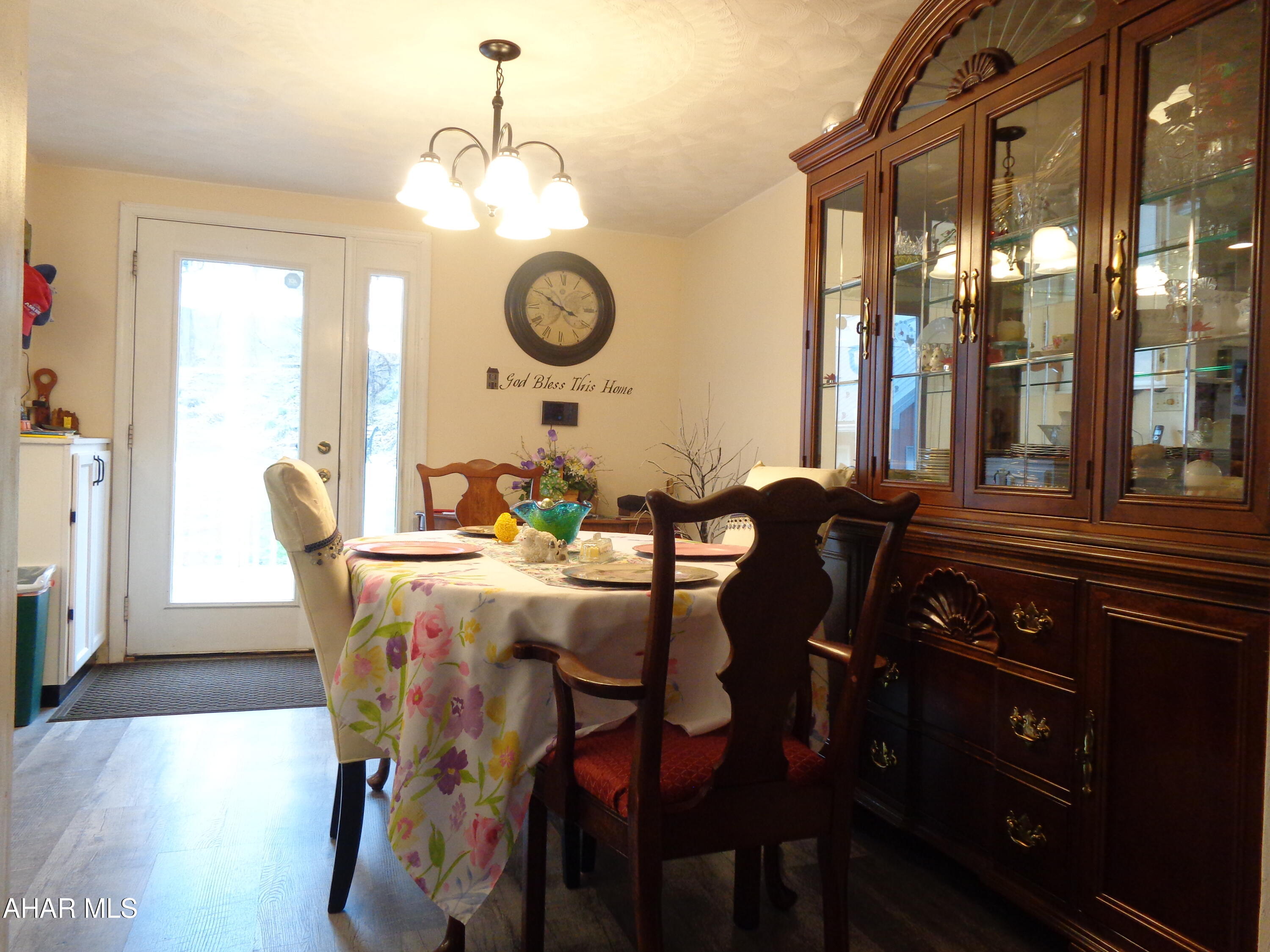 Juniata - Residential