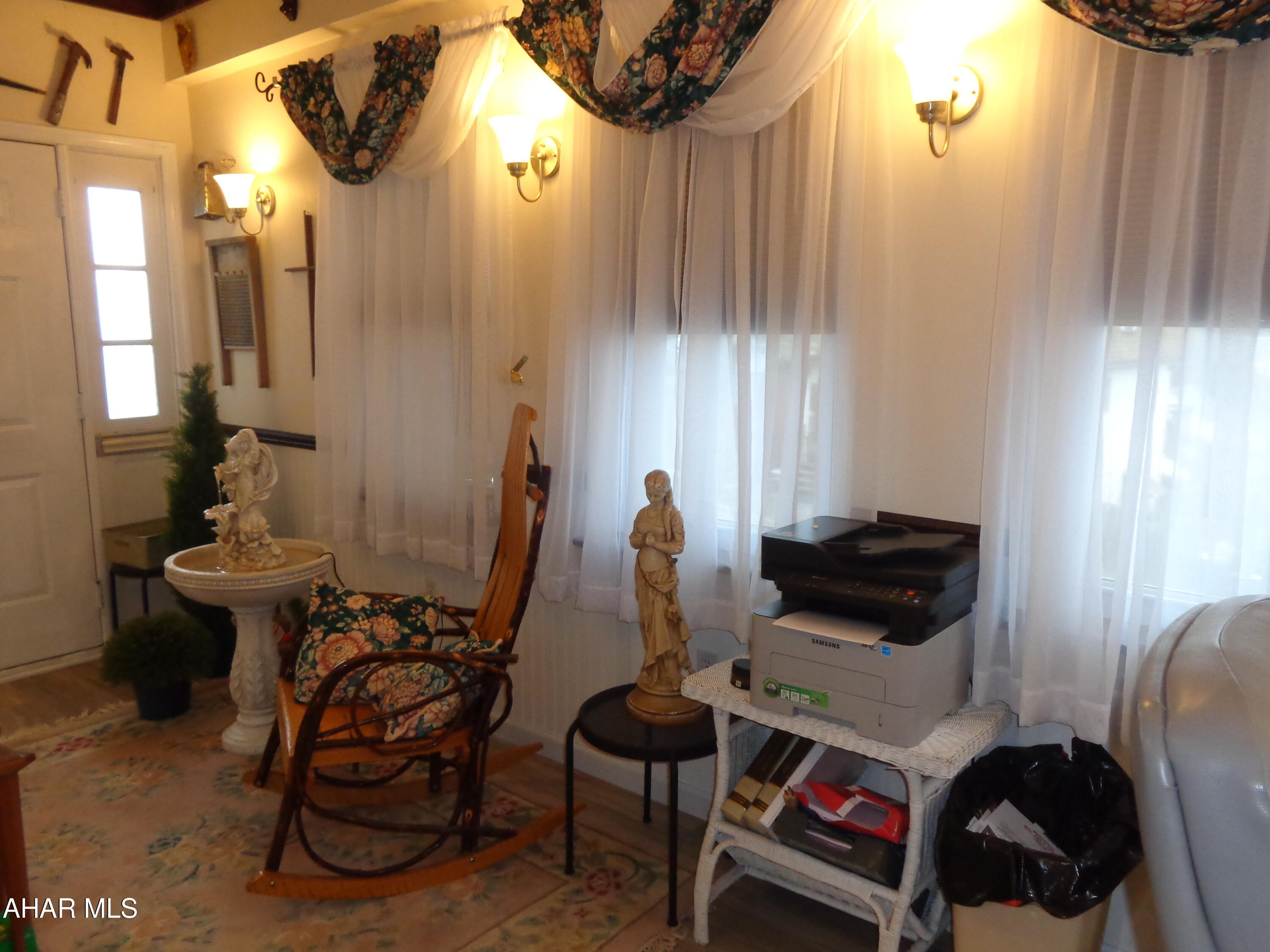 Juniata - Residential