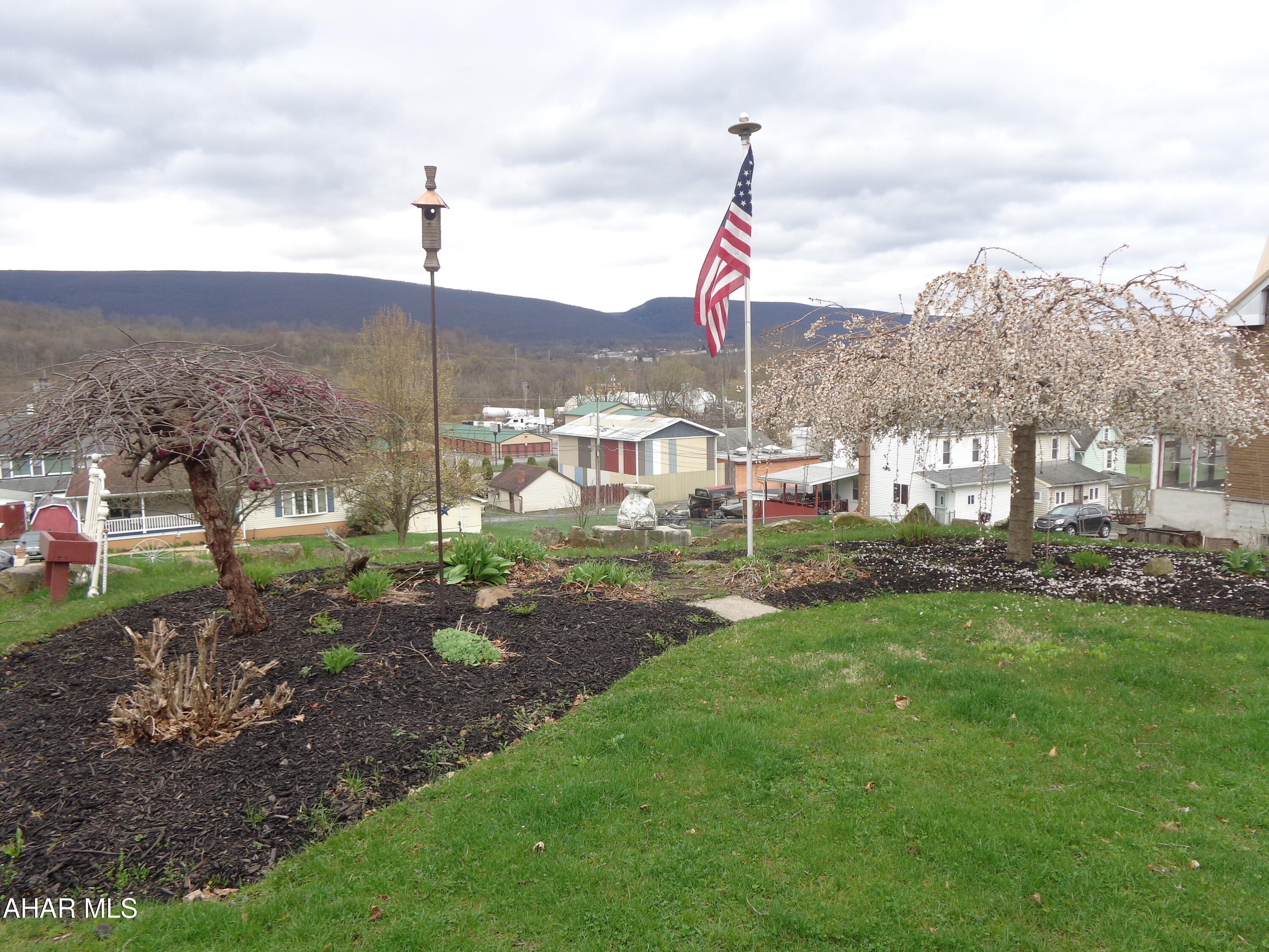 Juniata - Residential