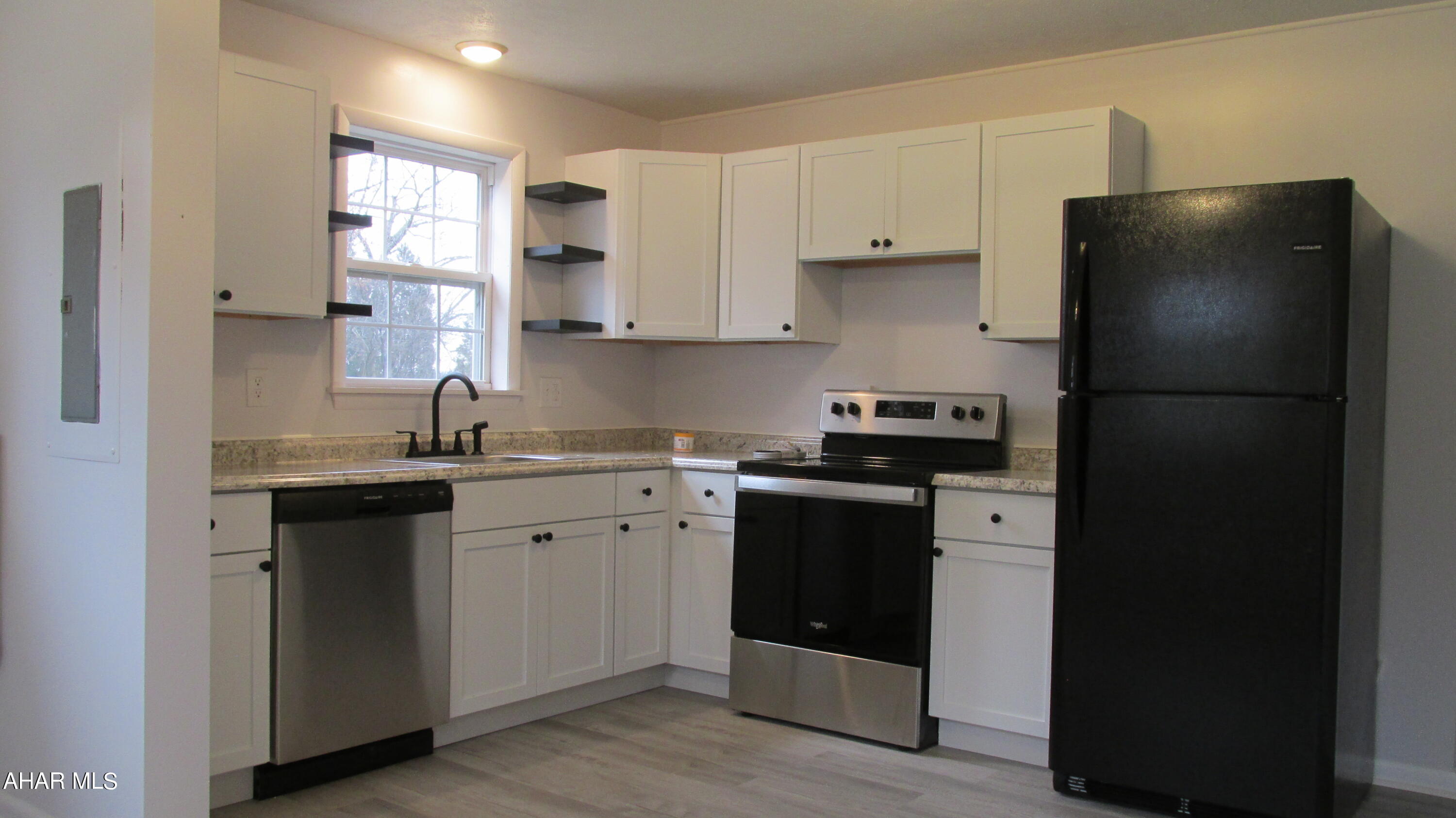 Lakemont - Residential