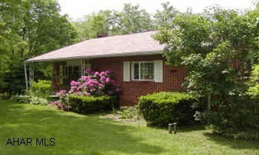 Well maintained - easy living ranch home on 3 acres