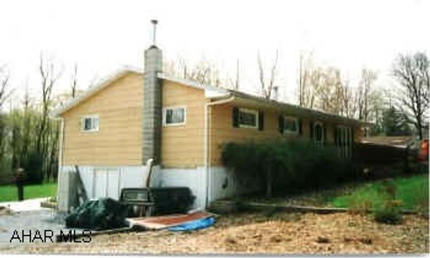 LOVELY 3 BEDROOM RANCHER ON 1+ PRIVATE ACRES IN LOGAN TOWNSHIP.  LANDSCAPED LOT WITH INGROUND POOL.  WON'T LAST.