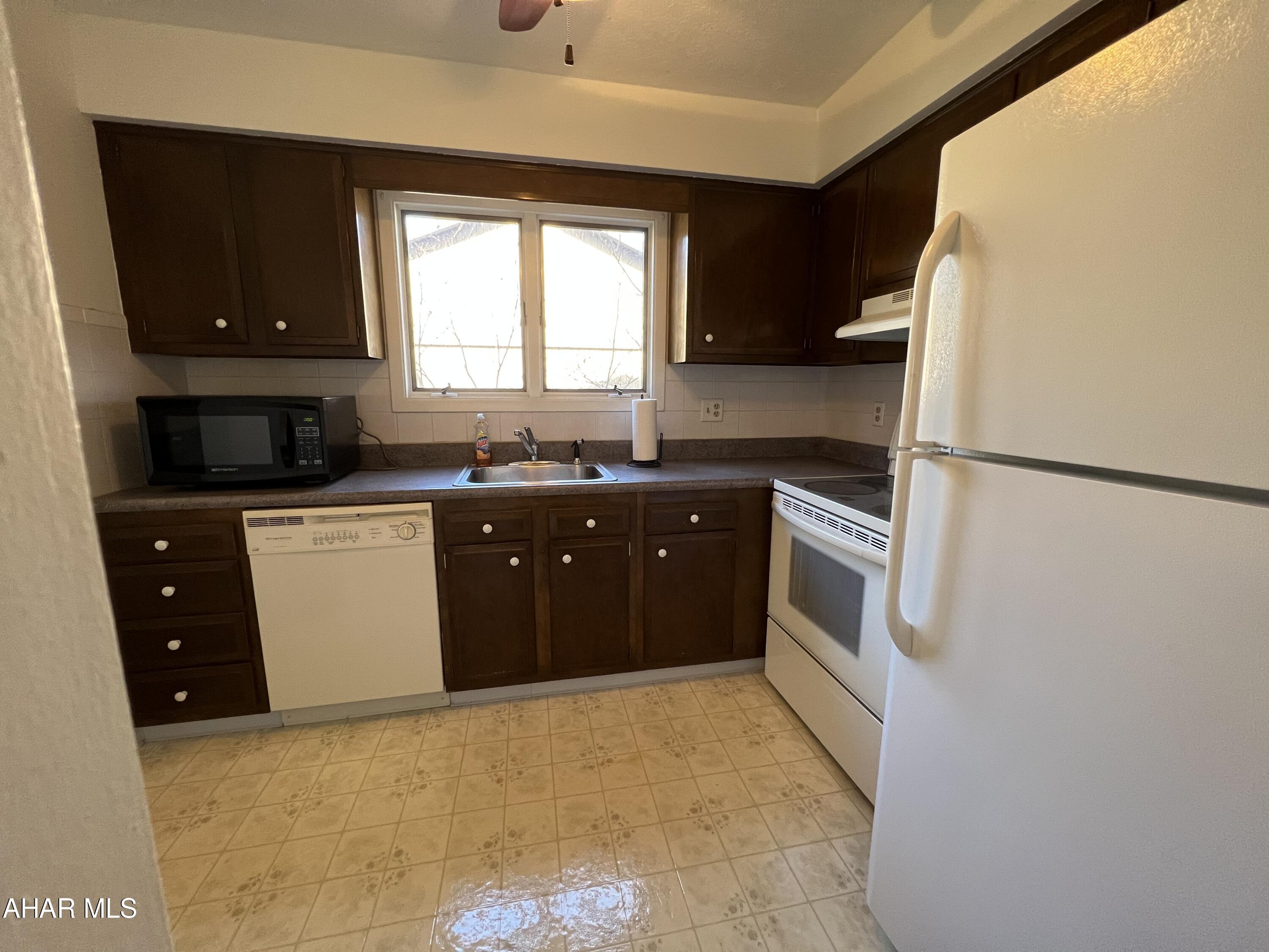 Penn Terrace - Residential