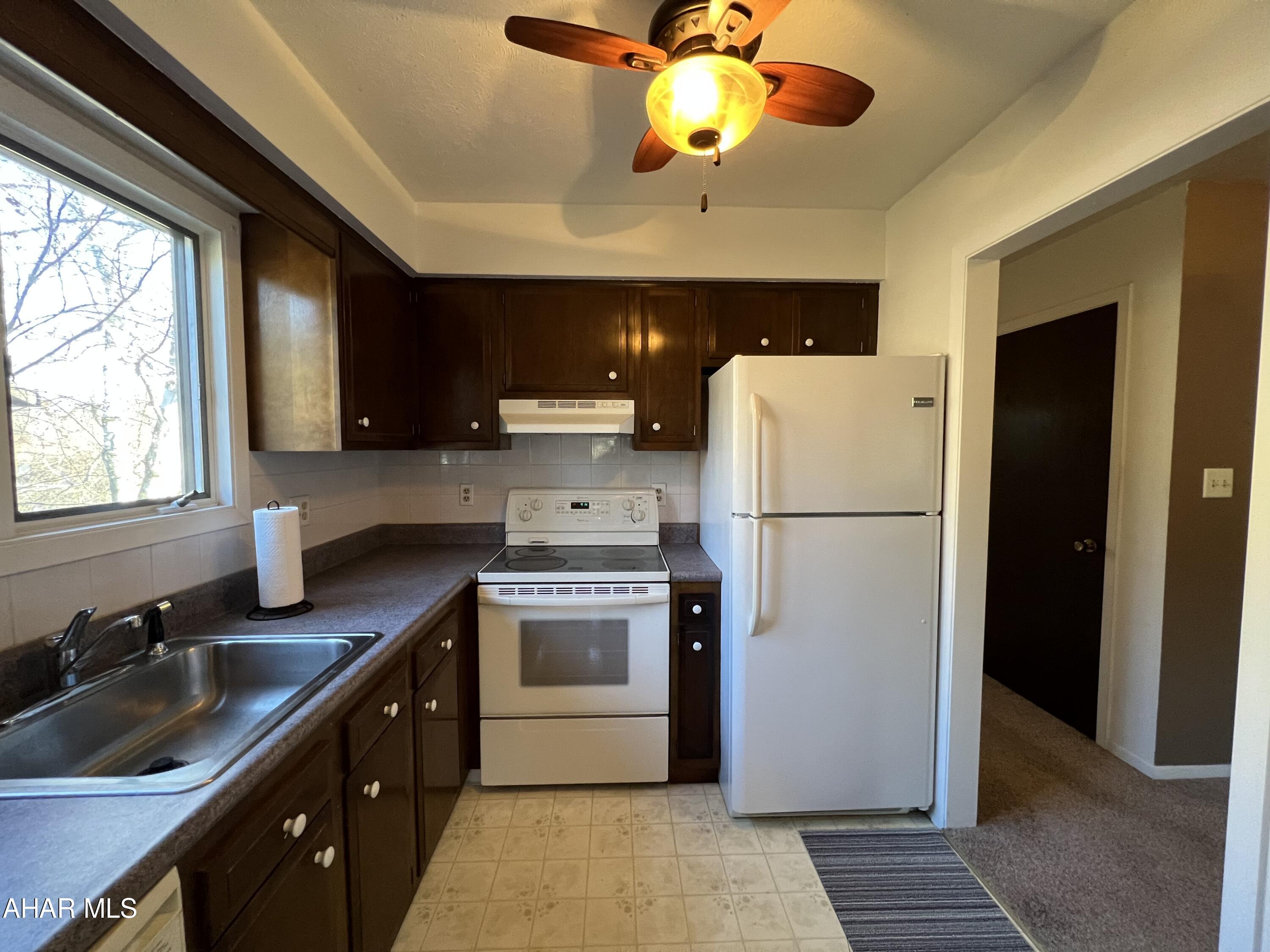 Penn Terrace - Residential