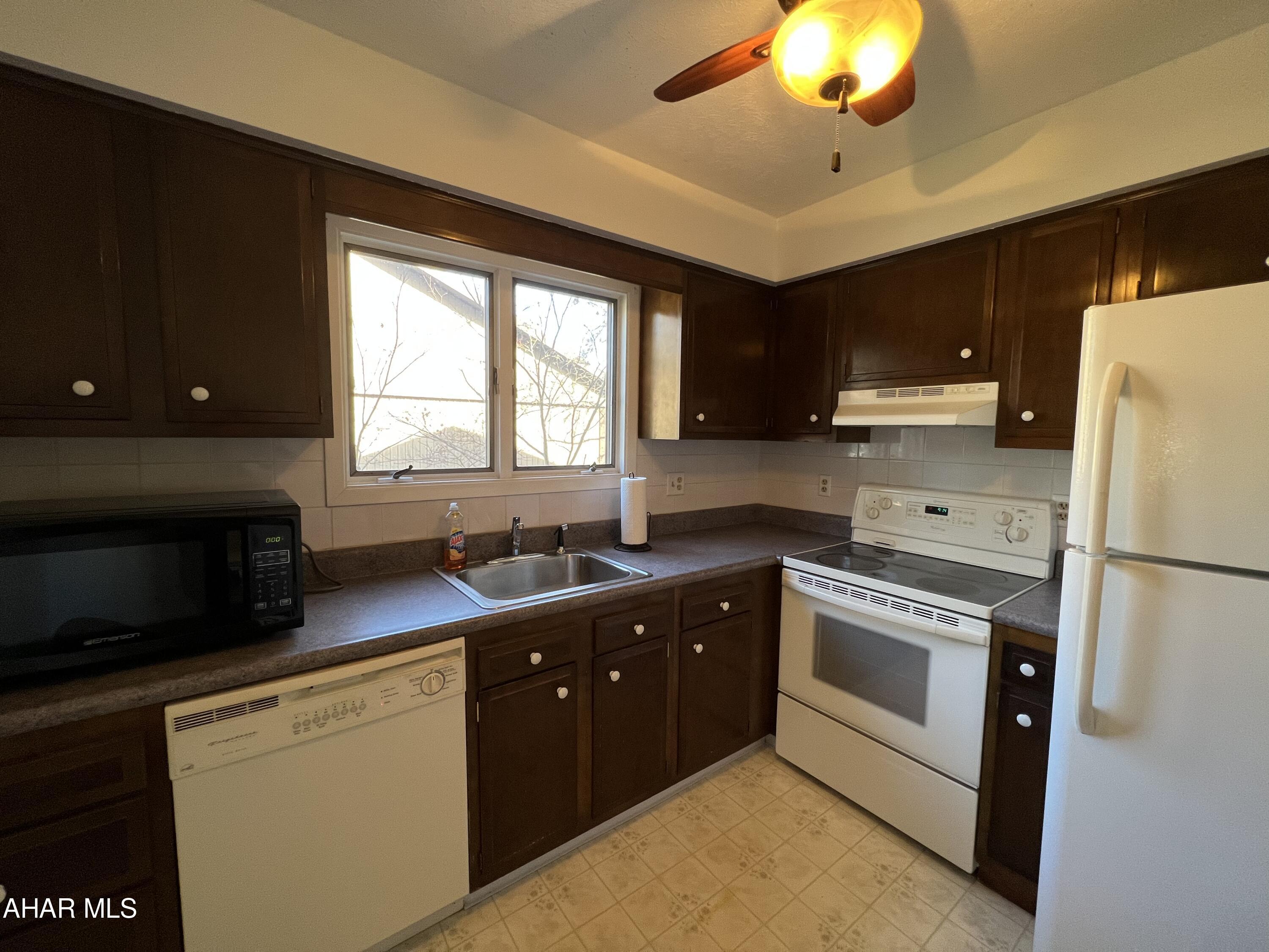 Penn Terrace - Residential