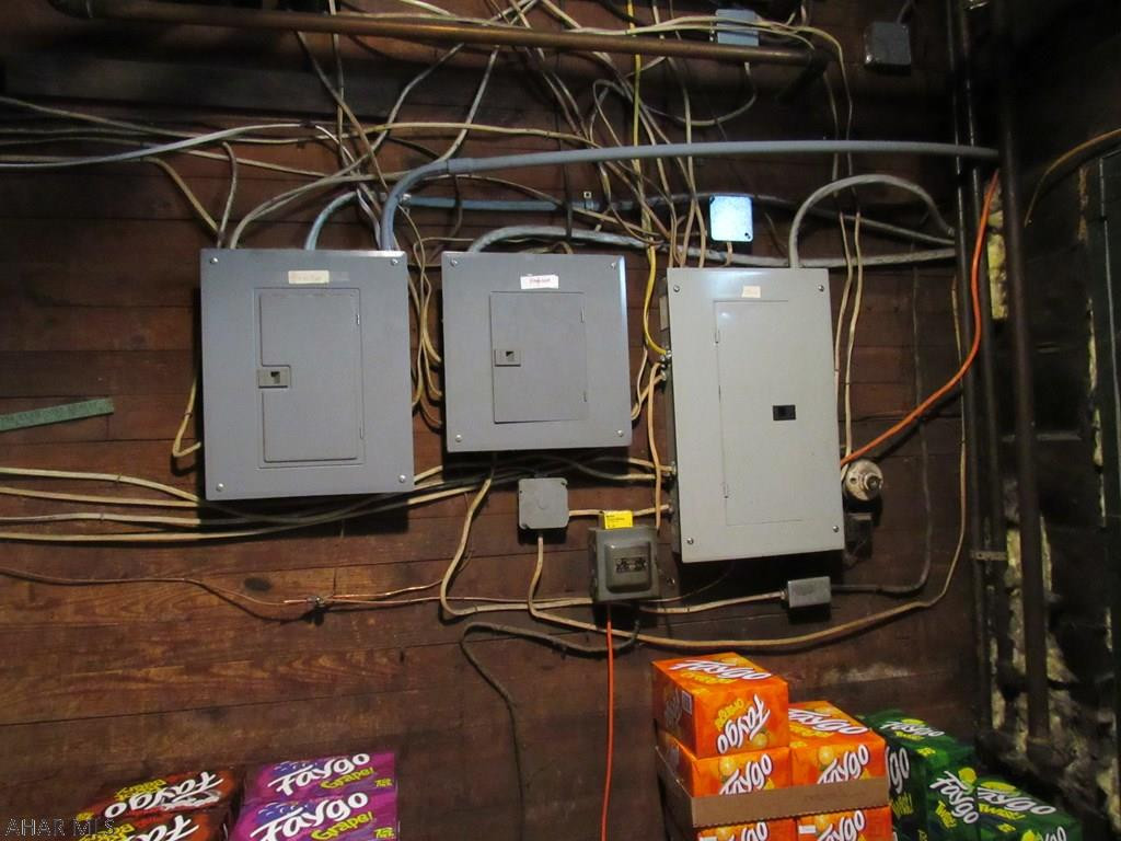 Unknown - Commercial Sale