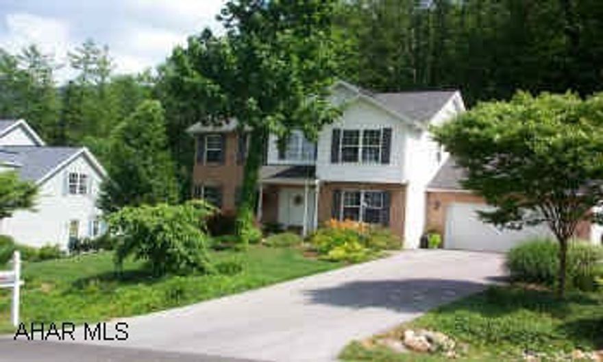 2 story, beautifully landscaped w/4 bedrooms, 2.5 baths. 2 story, beautifully landscaped w/4 bedrooms, 2.5 baths. Closed in porch w/windows & screens for 3 season living. Rough in for bath in basement.