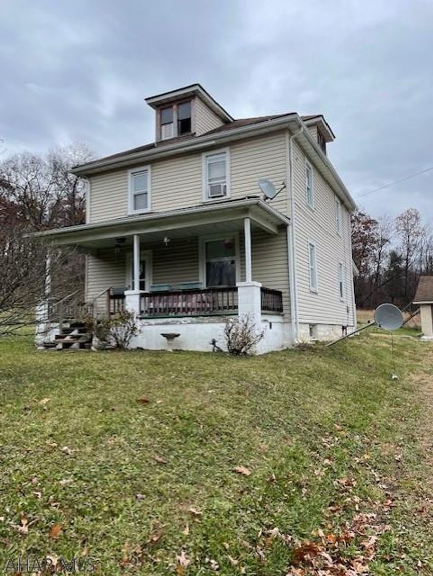 Home being sold AS-IS, WHERE-IS.  Home located on 3 acres with detached 2 car garage.  Lots of TLC needed.  Large amount of trash inside home.  Home will not be cleaned out prior.