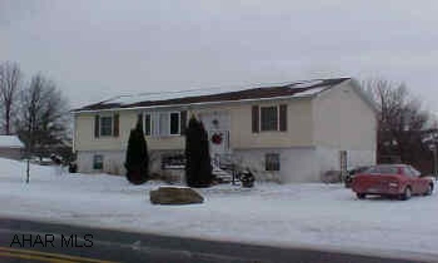 Contingent upon bankruptcy court approval, nice modular bi-level with a full 8ft. basement foundation.  Nice level .62 acre lot, above ground pool and deck. Contingent upon bankruptcy court approval, nice modular bi-level with a full 8 ft basement foundation. Nice level .62 acre lot, above ground pool and deck.