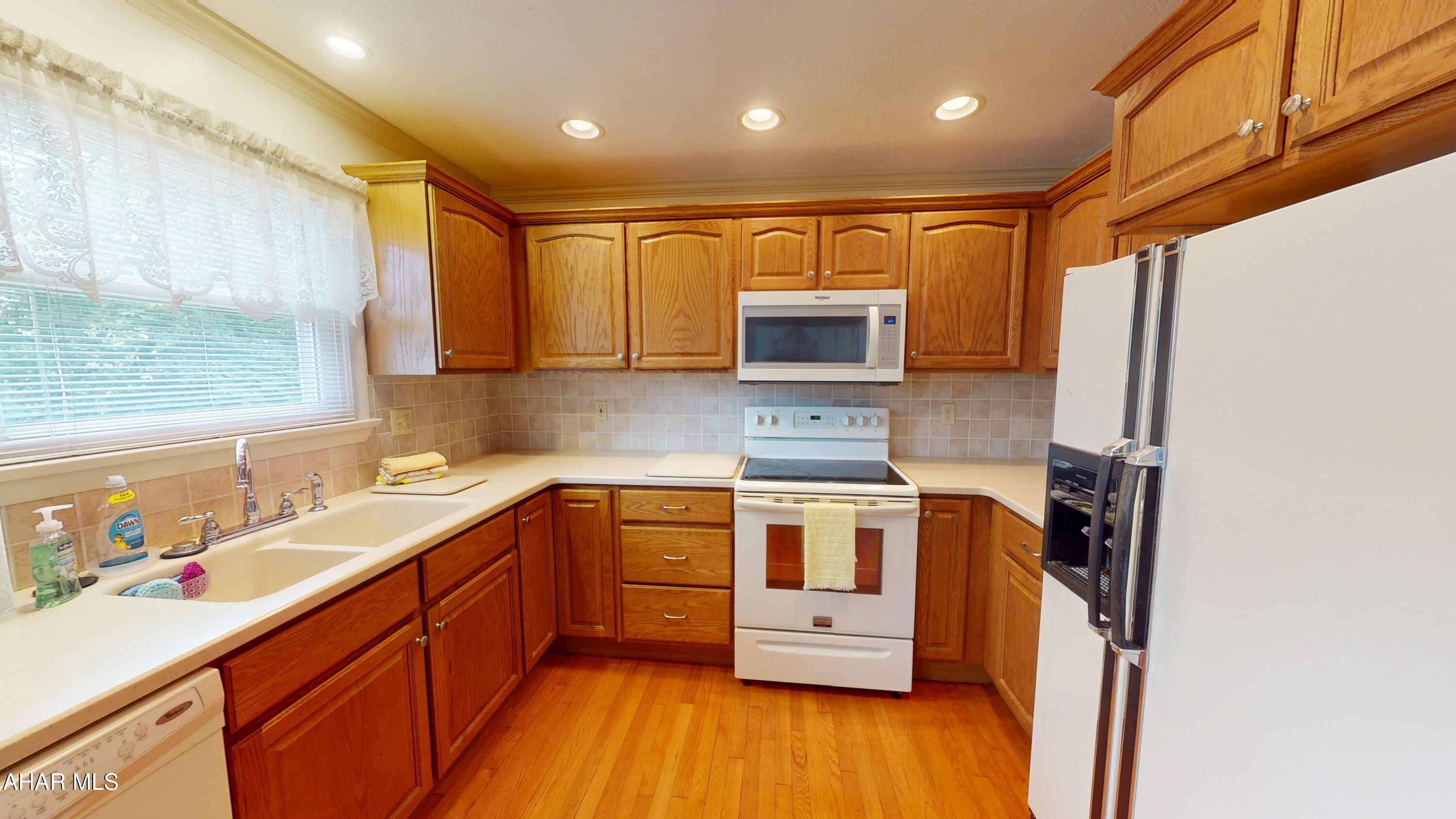 Holliday Heights - Residential