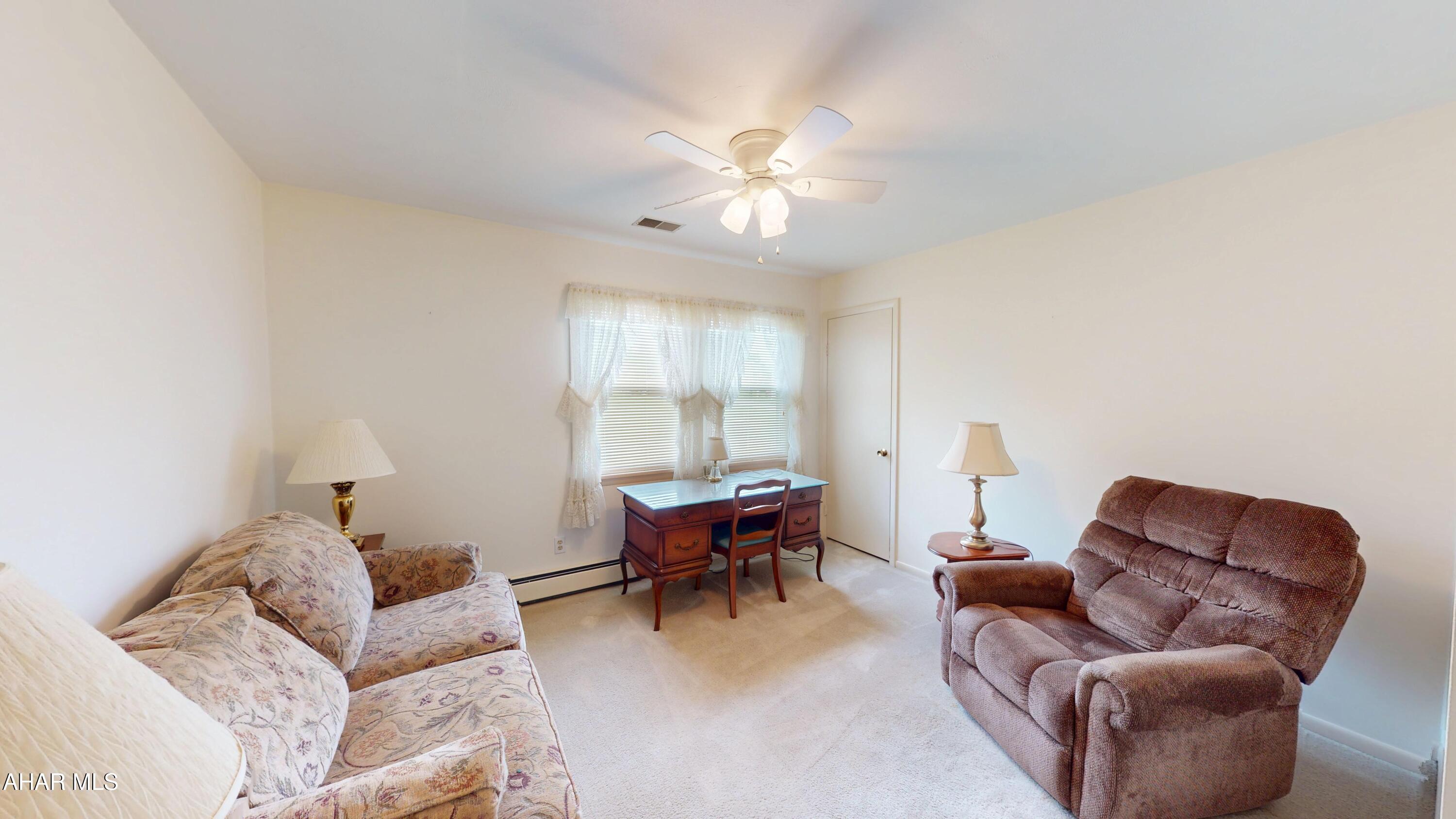 Holliday Heights - Residential