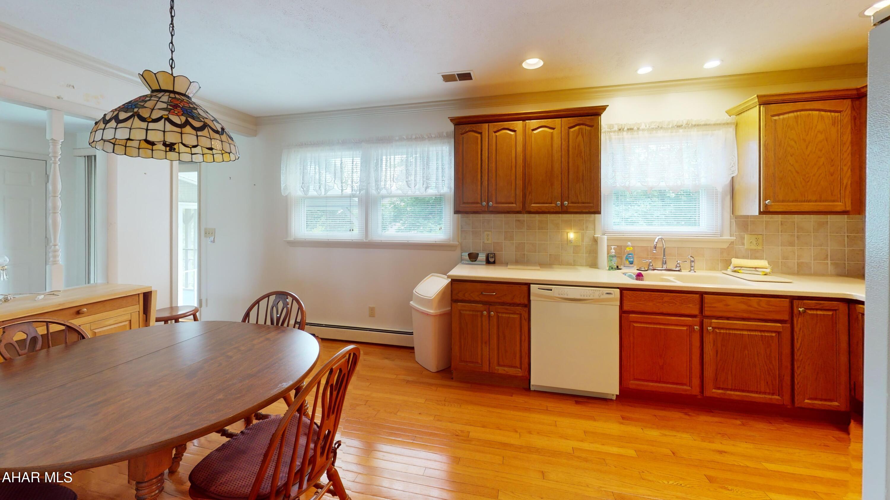 Holliday Heights - Residential