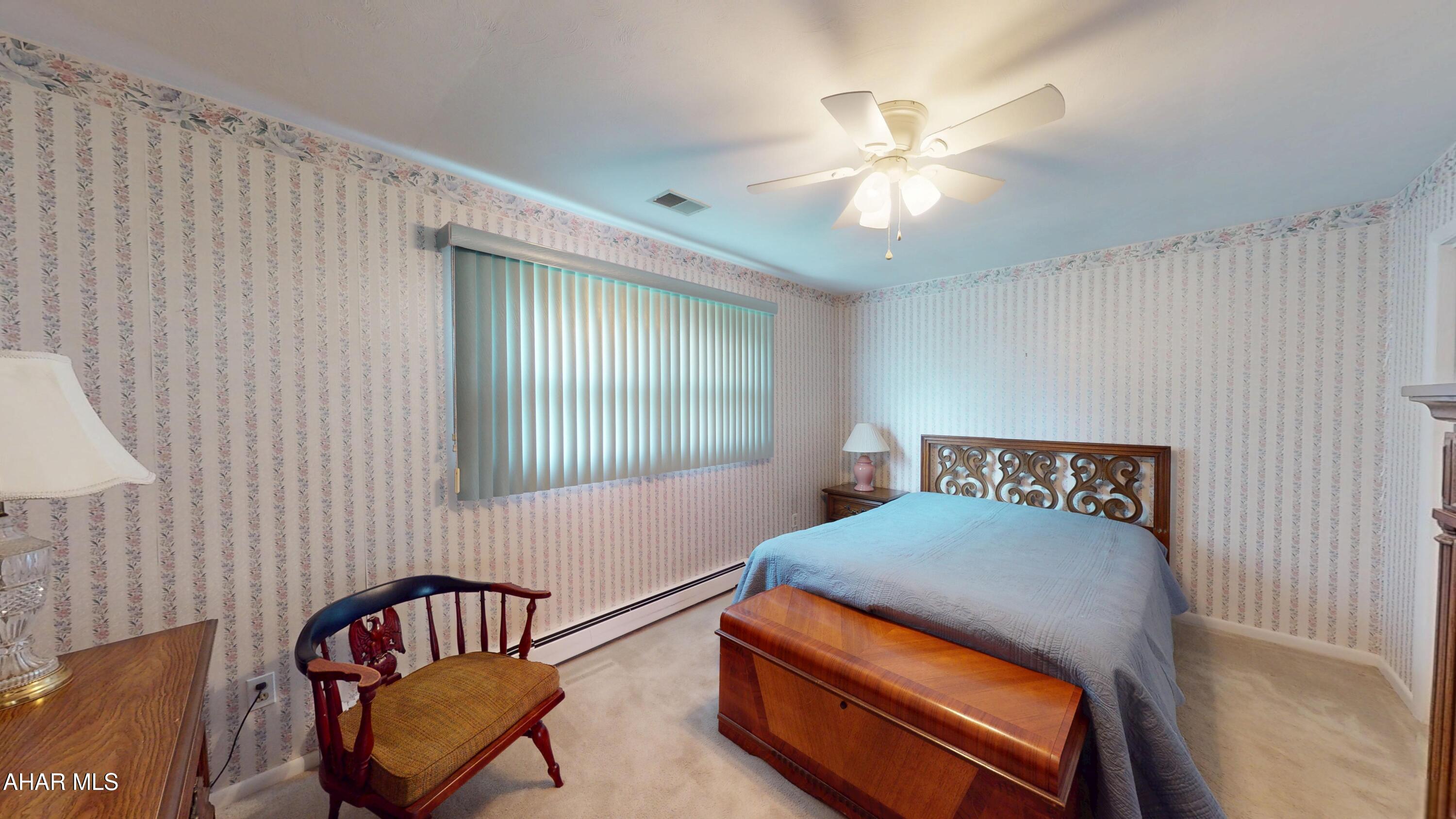 Holliday Heights - Residential