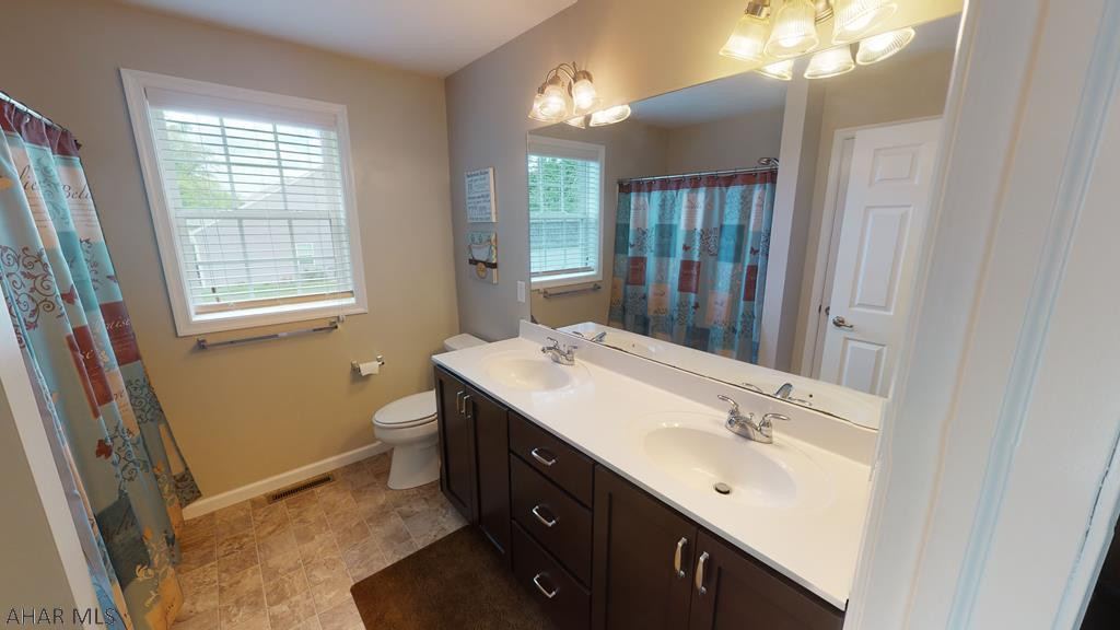 Rolling Hills - Residential