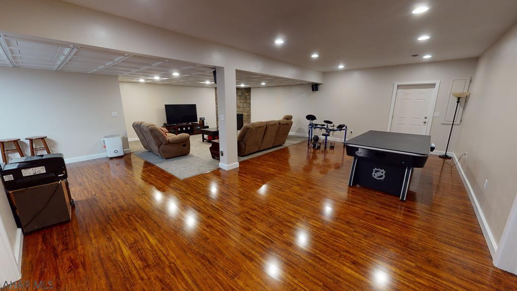 Rolling Hills - Residential