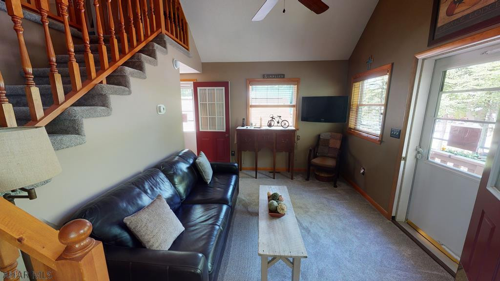 Glendale Yearound - Residential