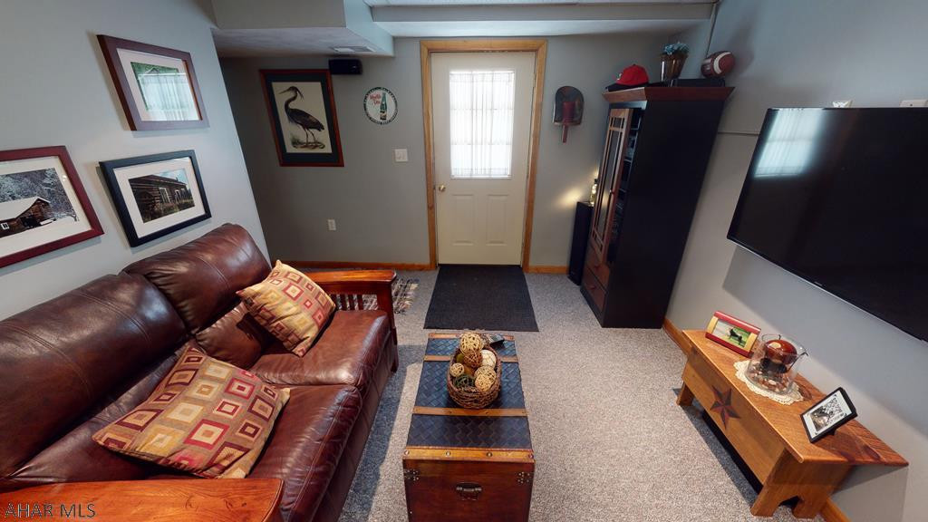 Glendale Yearound - Residential