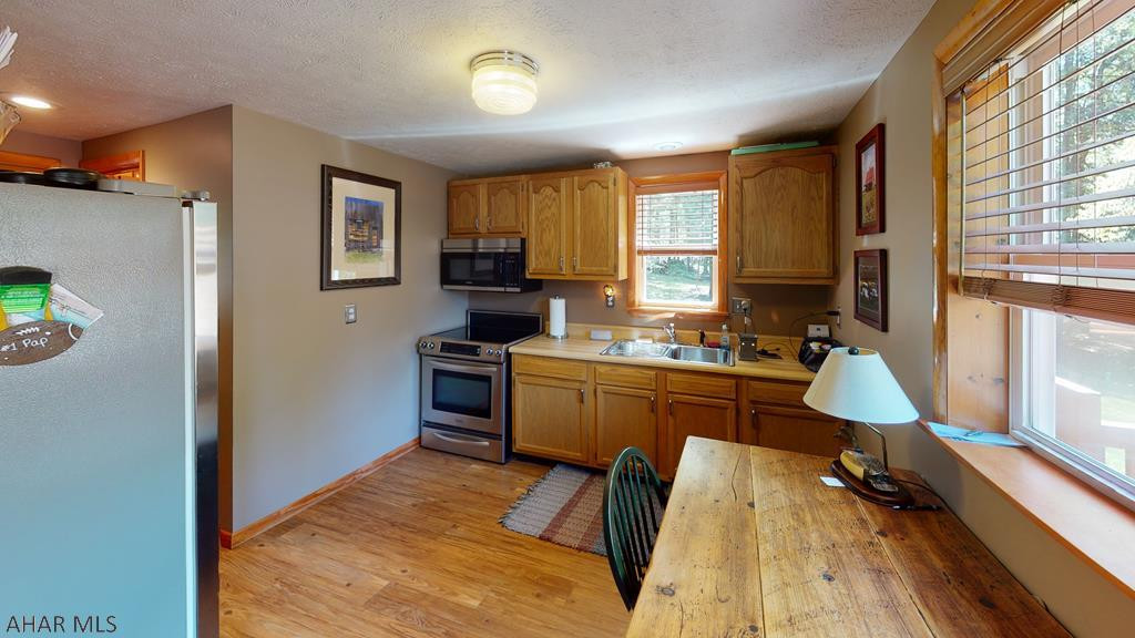 Glendale Yearound - Residential