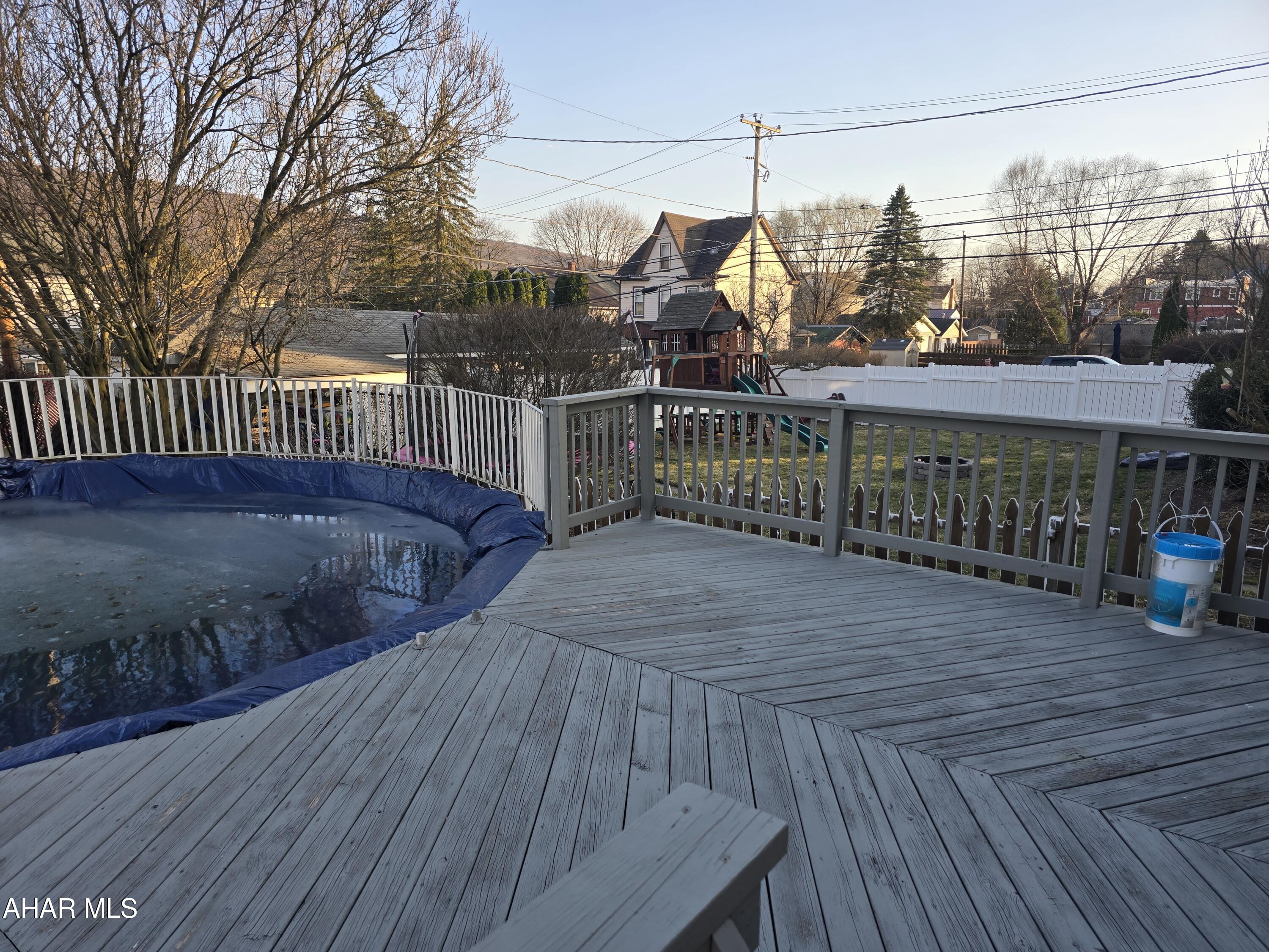 East End - Residential