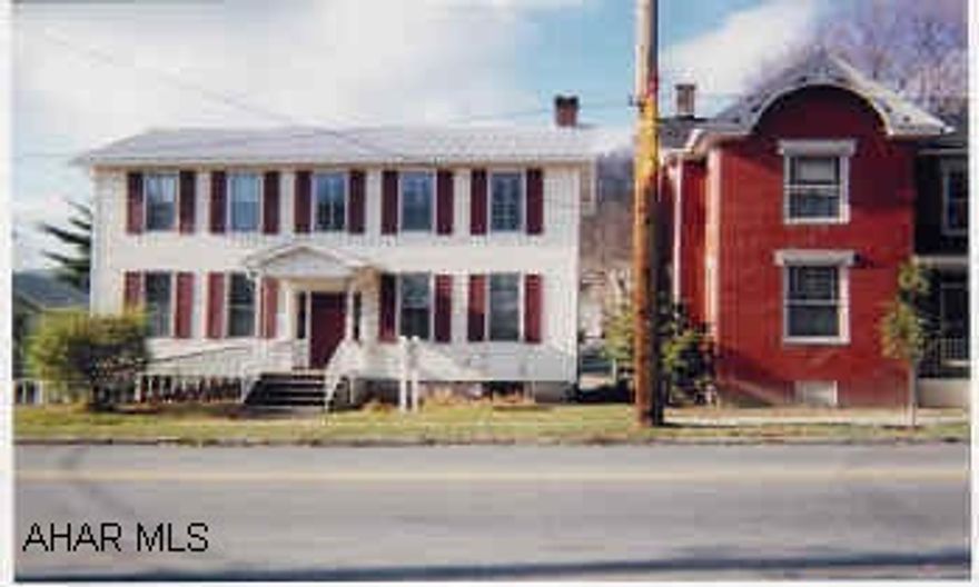 Currently doctors office  on first floor - 1 bedroom apartment on 2nd floor.