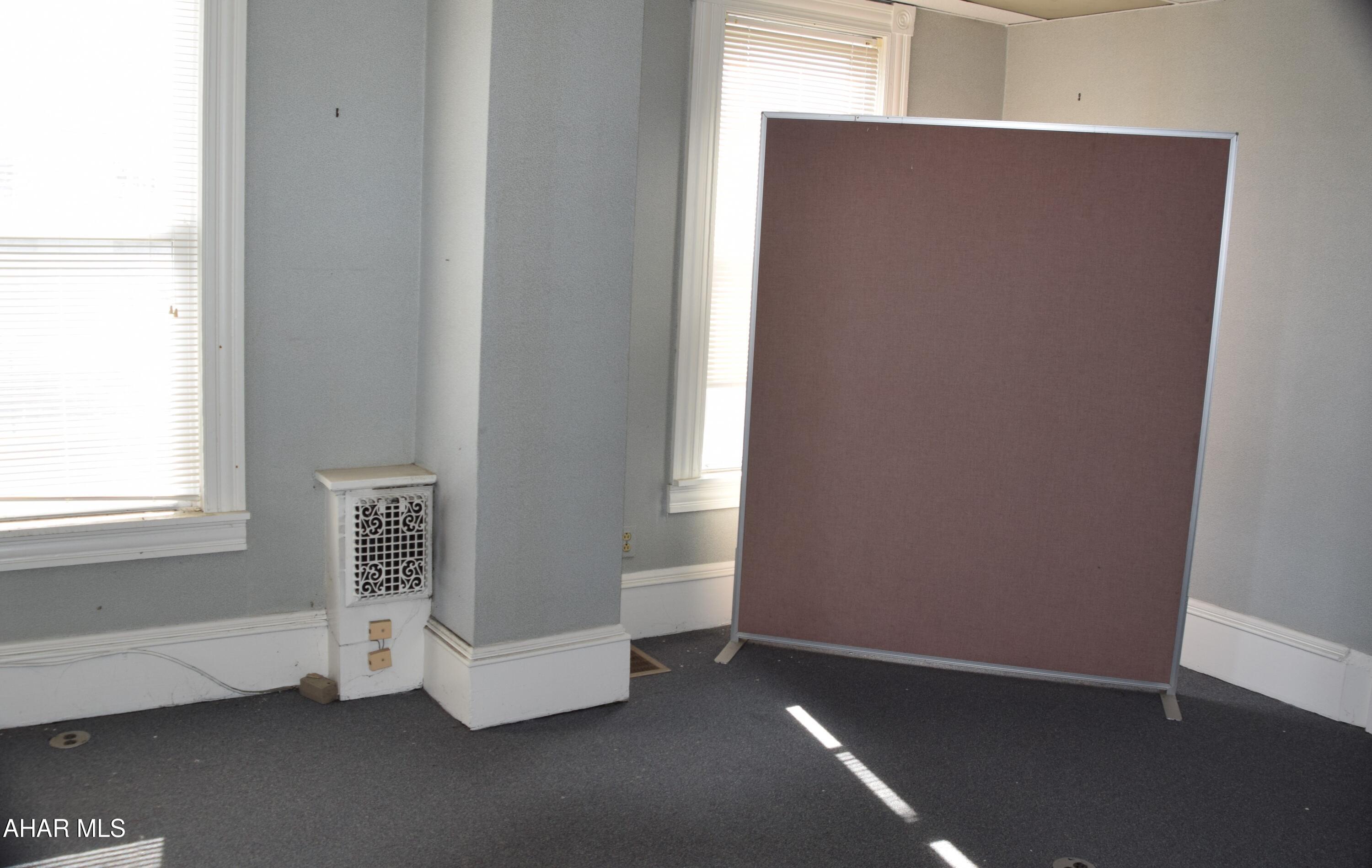 Hollidaysburg - Commercial Sale