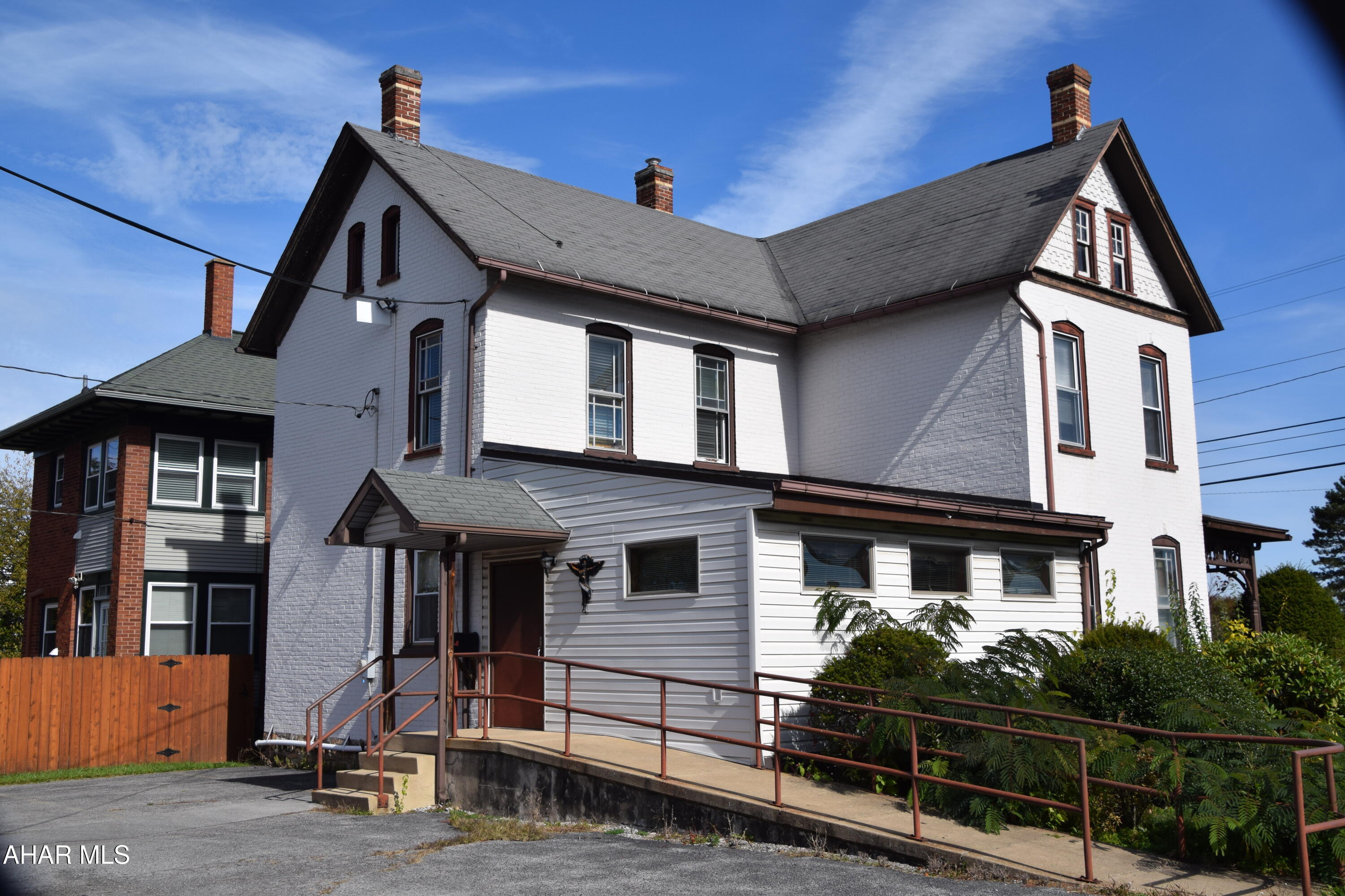 Hollidaysburg - Commercial Sale