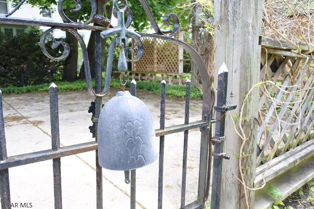 Hollidaysburg - Residential