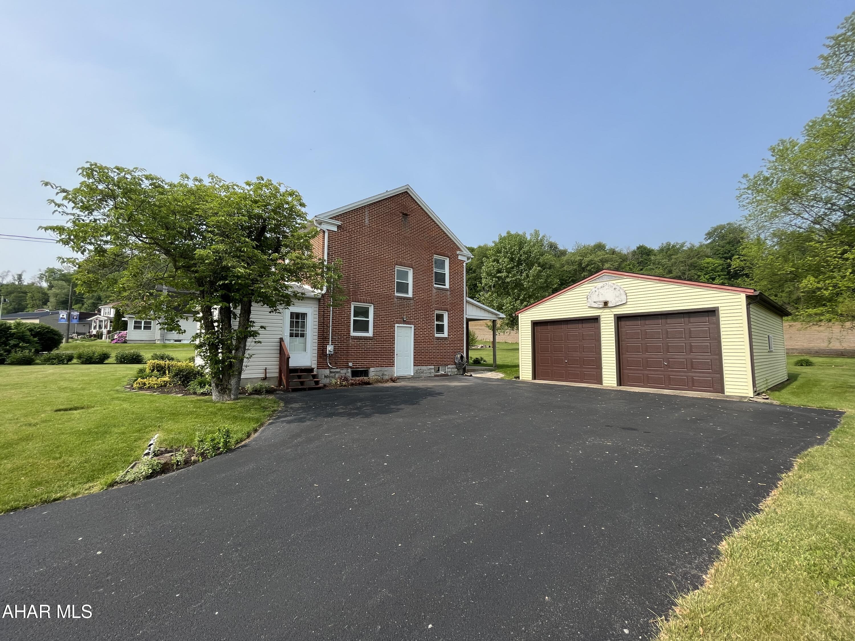 Catherine Township - Residential