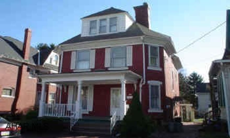 2 1/2 story brick home, 4 bedroom, 1 1/2 bath.   Stately 2 1/2 story brick home in Tyrone, 4 bedrooms, 1 1/2 baths, new furnace, off street parking, hardwood floors.