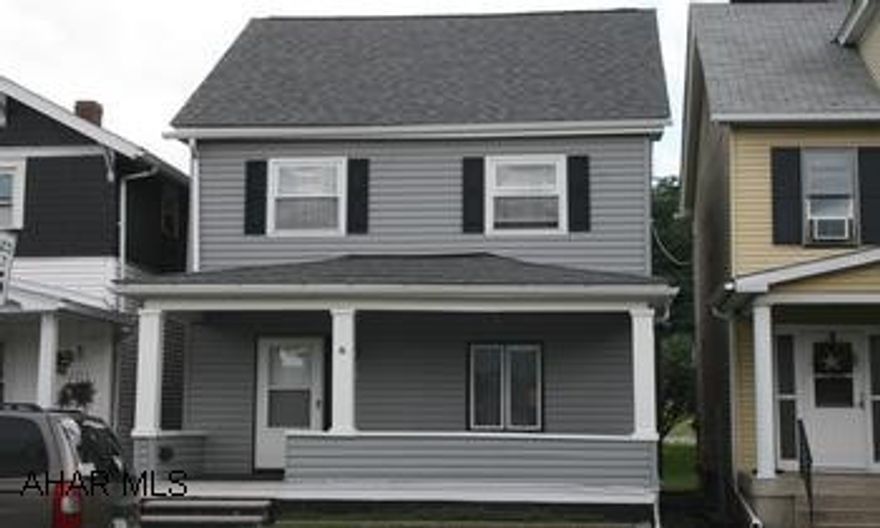 Cute House With All Updates - Spacious Rooms & Lots Of Storage - Finished 4th Bedroom In Attic - Central A.C. - Oversized Garage - Baker School Cute House With All Updates - Spacious Rooms & Lots Of Storage - Finished 4th Bedroom In Attic - Central A.C. - Oversized Garage - Baker School