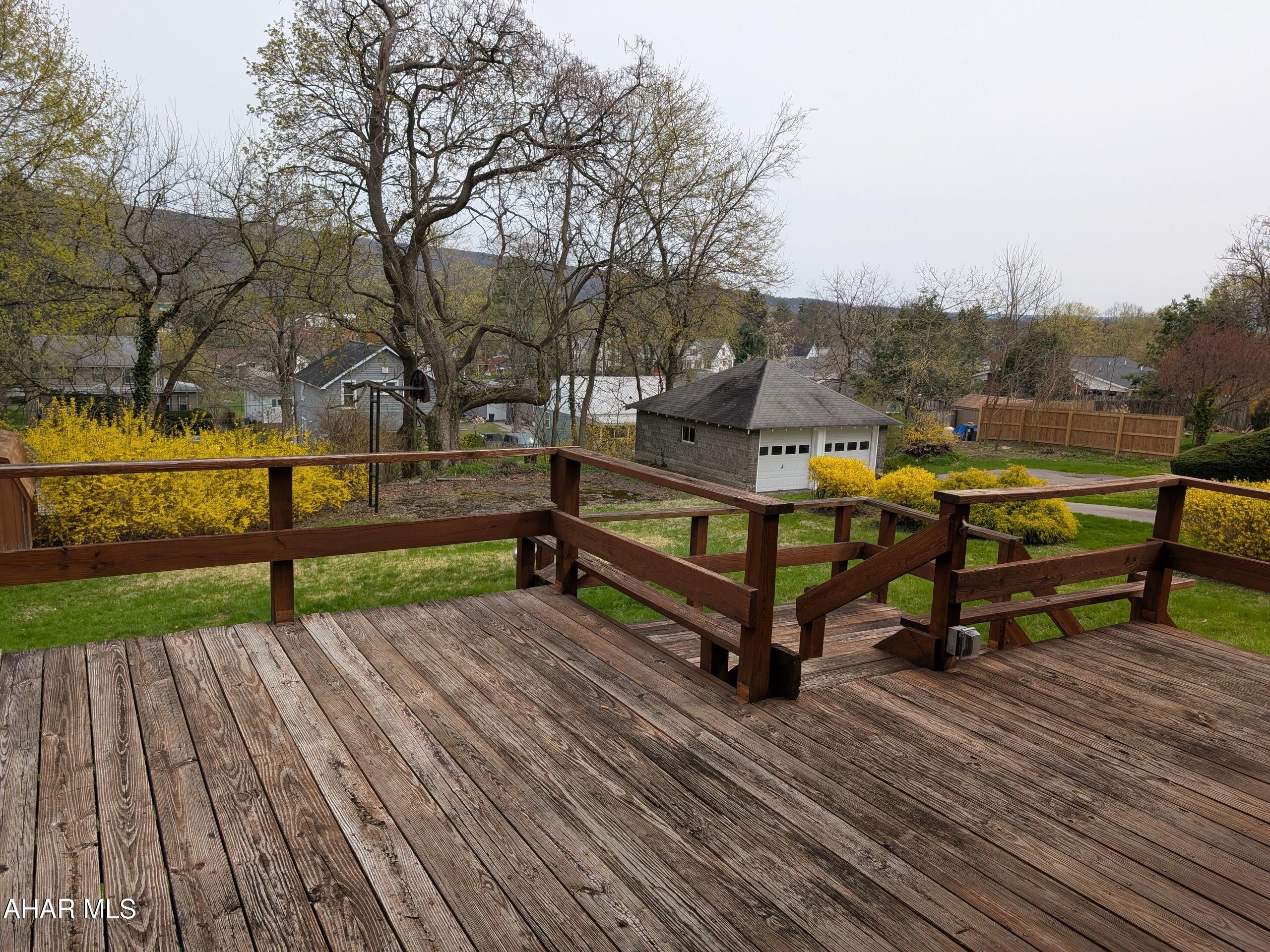 Llyswen - Residential