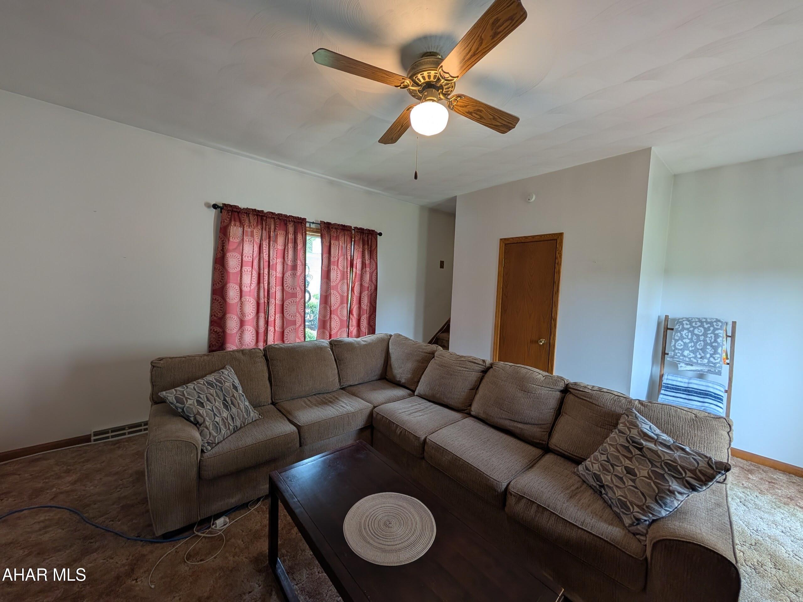 Llyswen - Residential