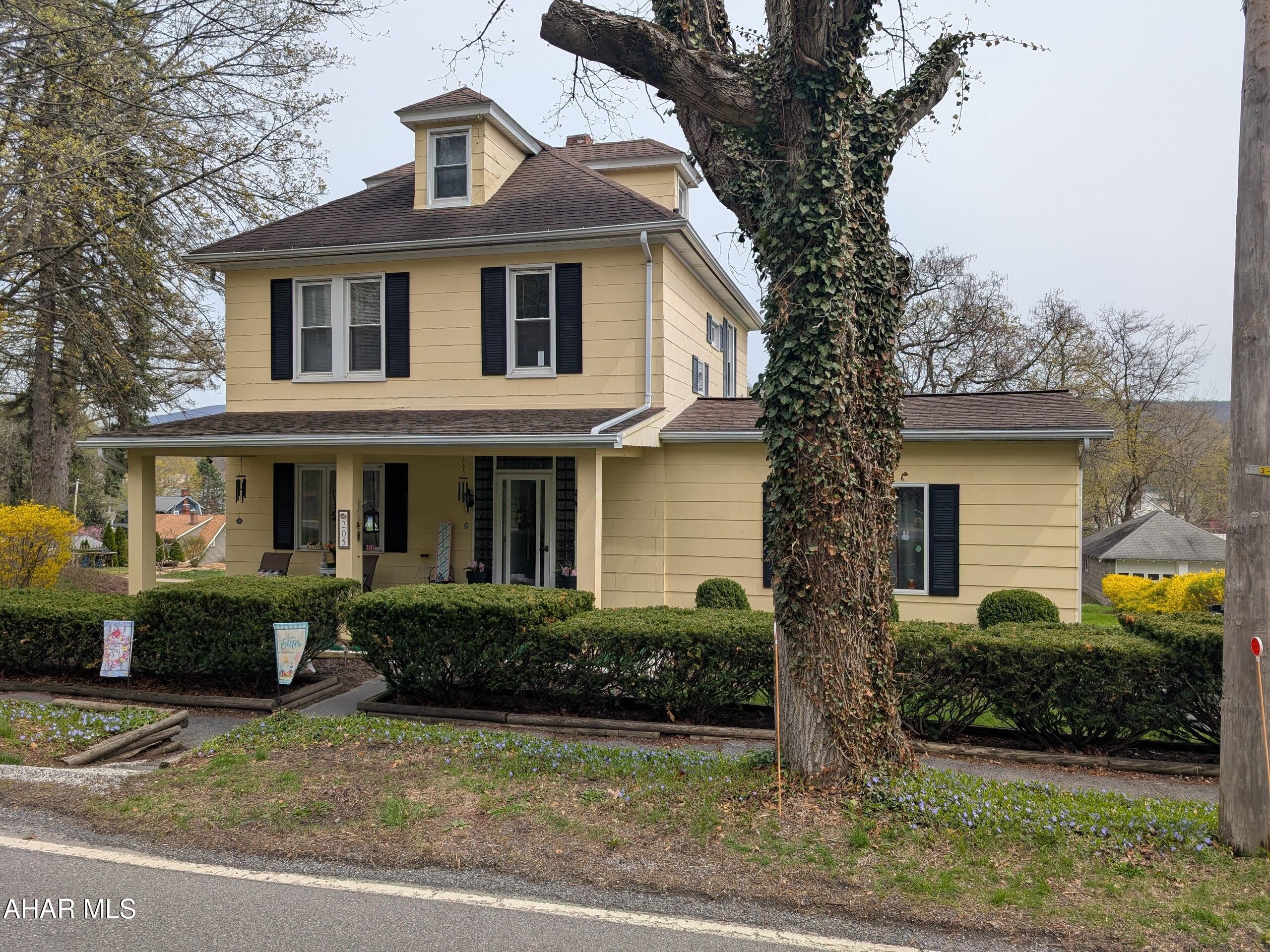 Llyswen - Residential