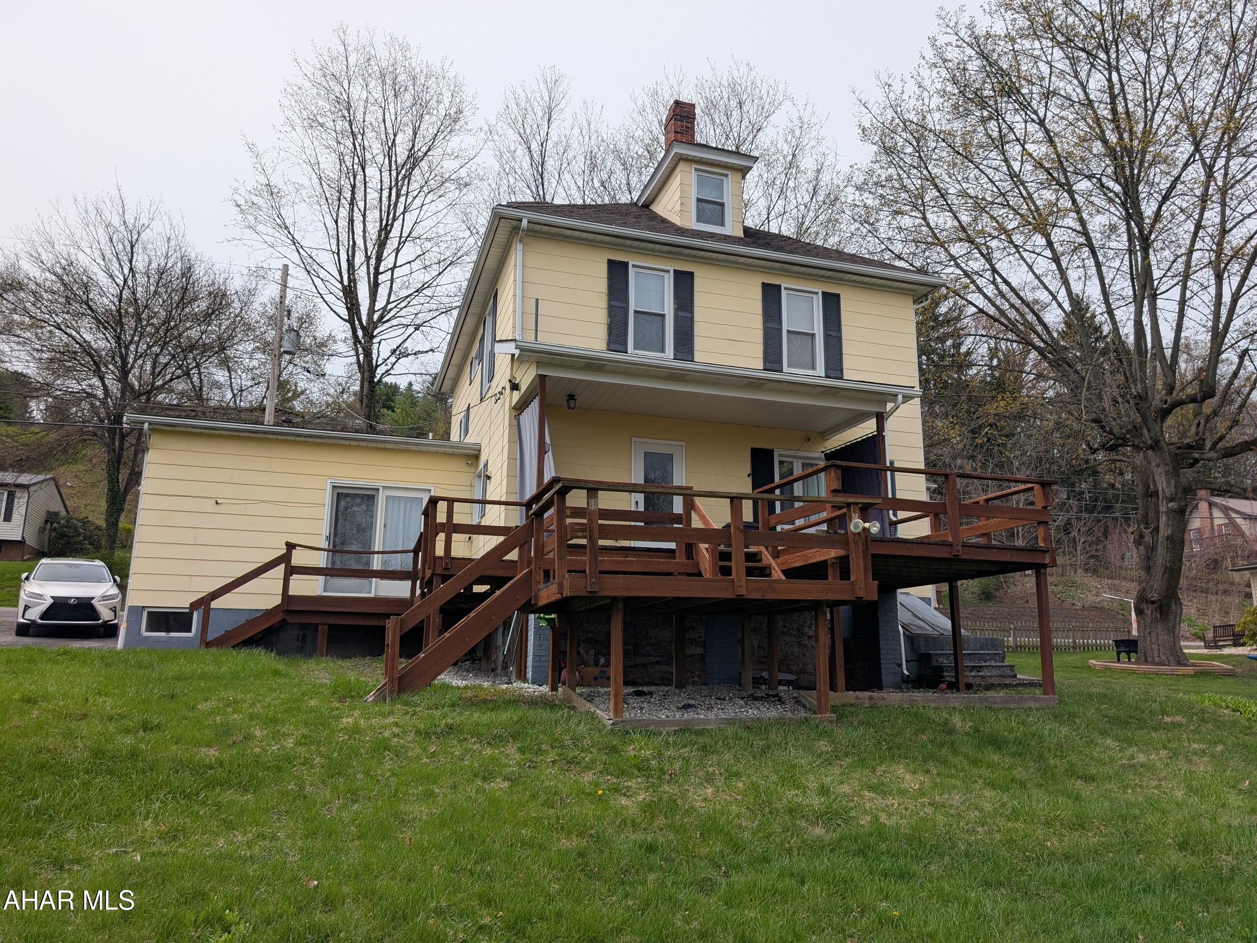 Llyswen - Residential