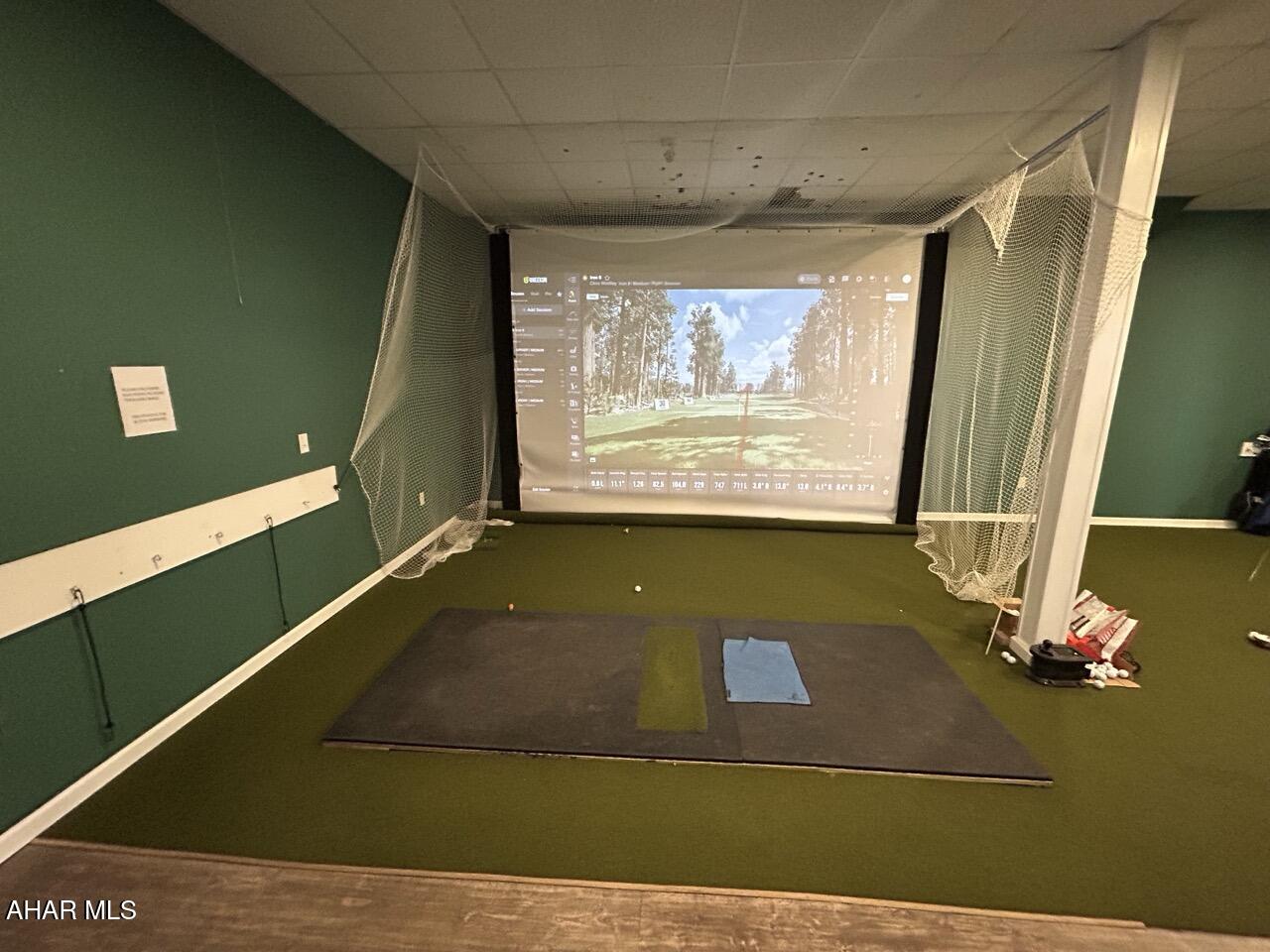 None - Commercial Lease