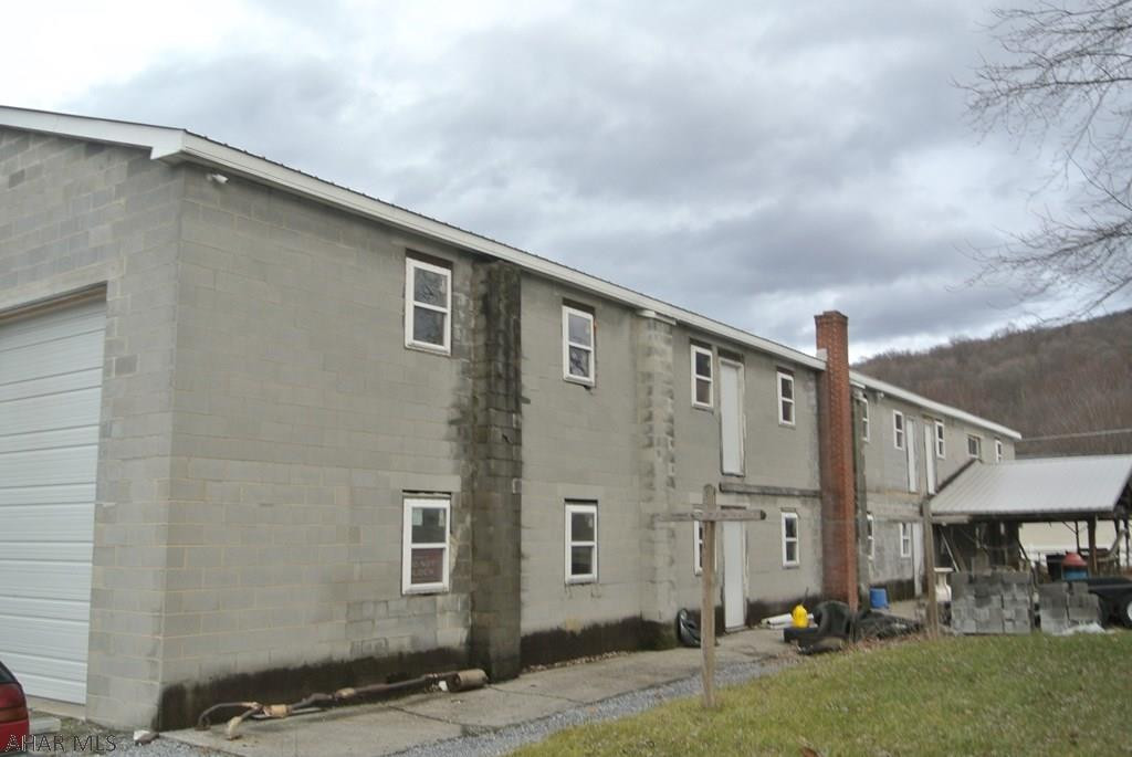 McKee - Commercial Sale