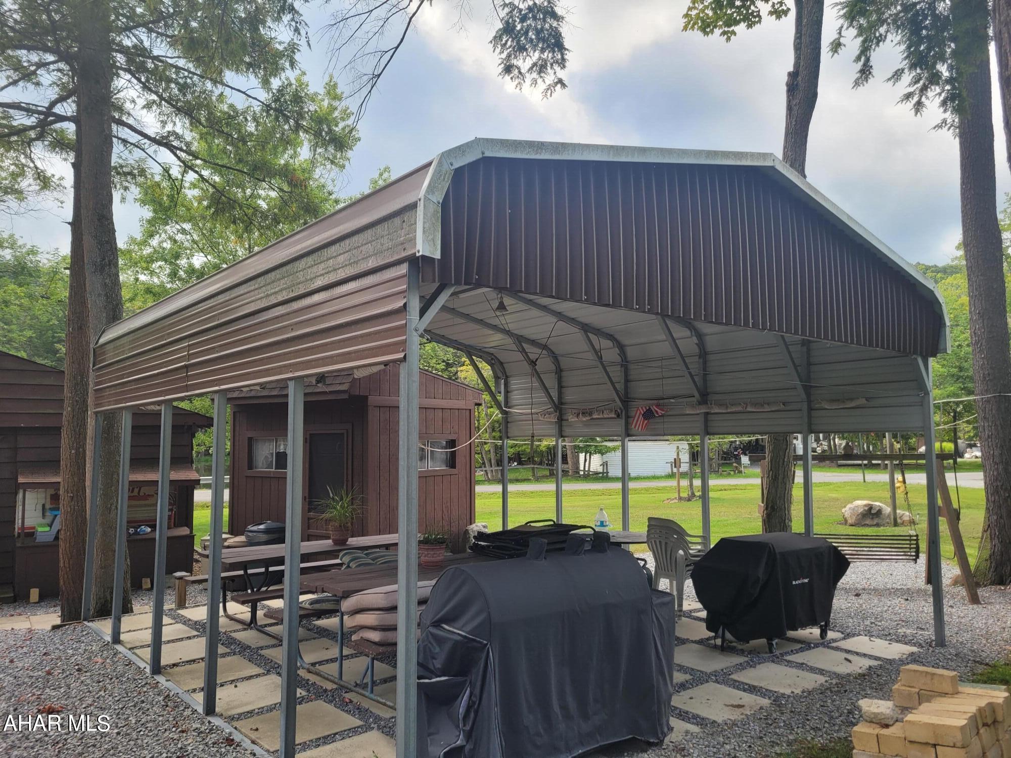 Glendale Yearound - Residential