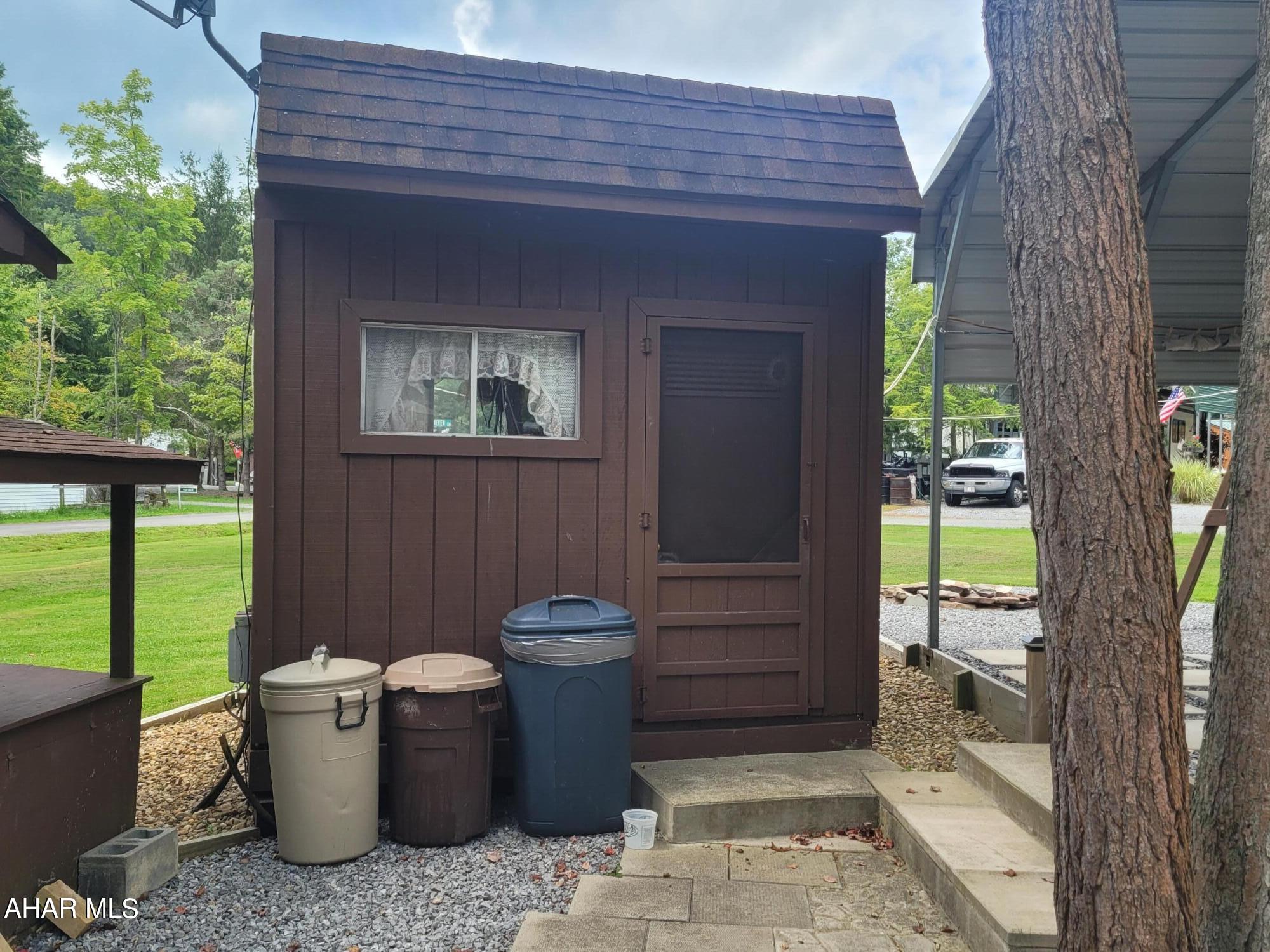 Glendale Yearound - Residential