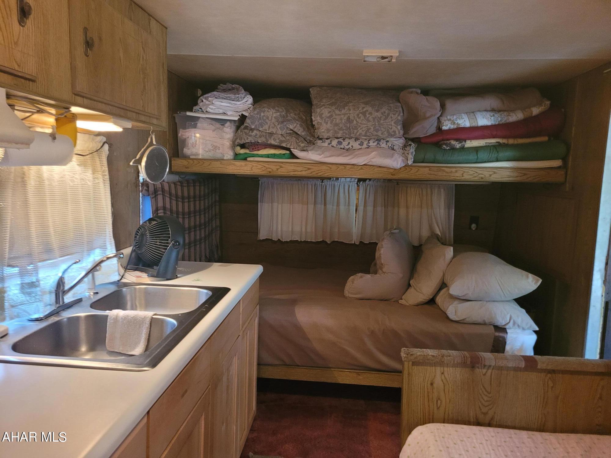 Glendale Yearound - Residential