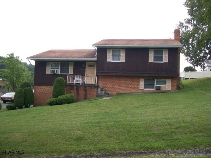 New hot water tank. Dishwasher, Garbage disposal, and water softener doesn't work.  Nice Florida room.  One full bath and one 3/4 bath.
