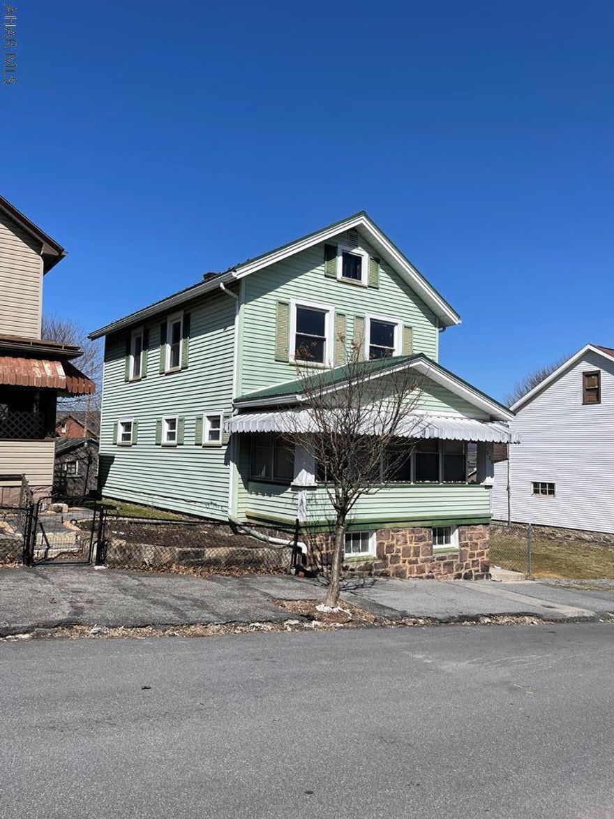 This well maintained home in the city has many newer features such as roof, furnace with AC and hot water heater all in 2015. Relax in the front sunroom while reading a book or having a cup of coffee. There is a half bath off the spacious beamed living room. The dining room is a nice size to hold gatherings, prepare meals in the updated kitchen. There is a mud room with lots of shelves for storage. Second floor has a clean full bath and there are two spacious bedrooms, the master bedroom has 3 closets, one which is walk in and connects to the attic. One car garage for winter parking, call today.