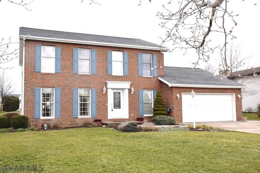 The curb appeal alone will have you at Hello!  This immaculate home is a great combination of quality, style, and the perfect floor plan.  Ceramic tile entry, beautiful hardwood in living room and dining room,  large kitchen is open to family room with french doors to patio.  Recessed lighting with dimmers, crown molding, and so many more amenities.  The basement is large and could be an incredible finished space.  Huge level yard.  This is definitely a "move in and enjoy" home with zero work or worry.  A Greg Dempsie built home.