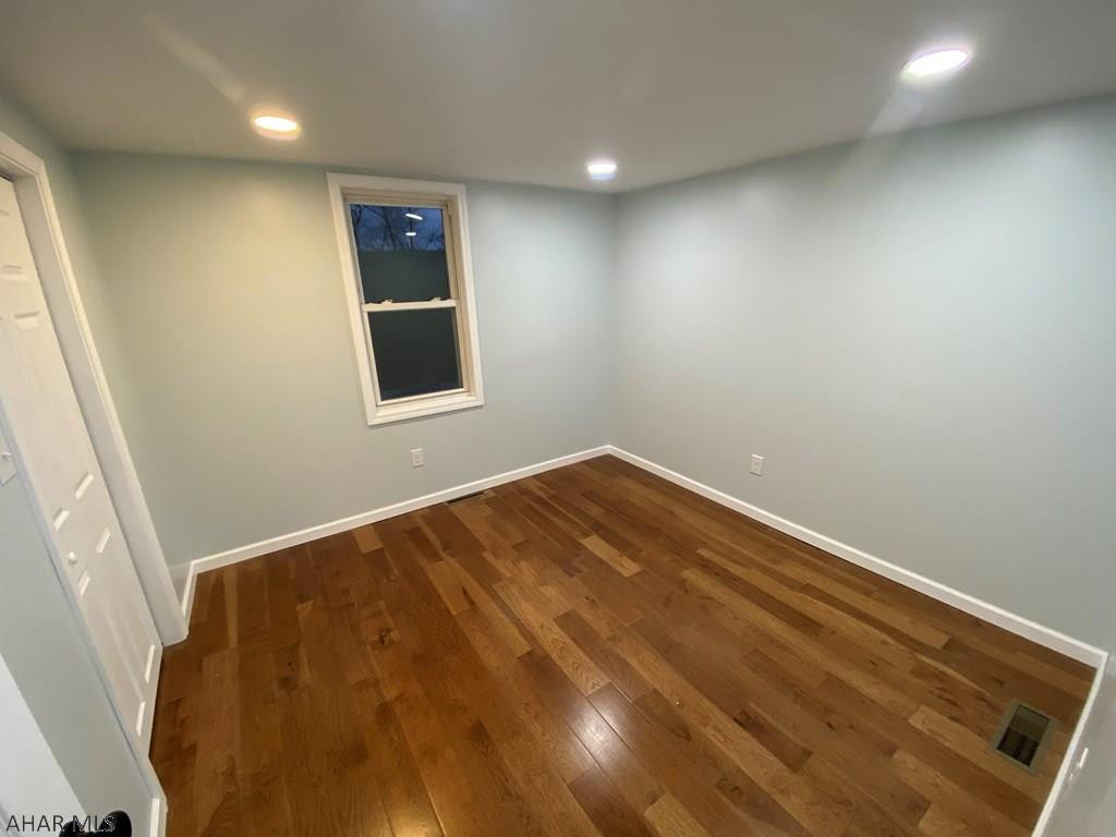 Juniata - Residential