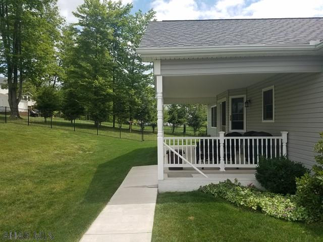 Rolling Hills - Residential