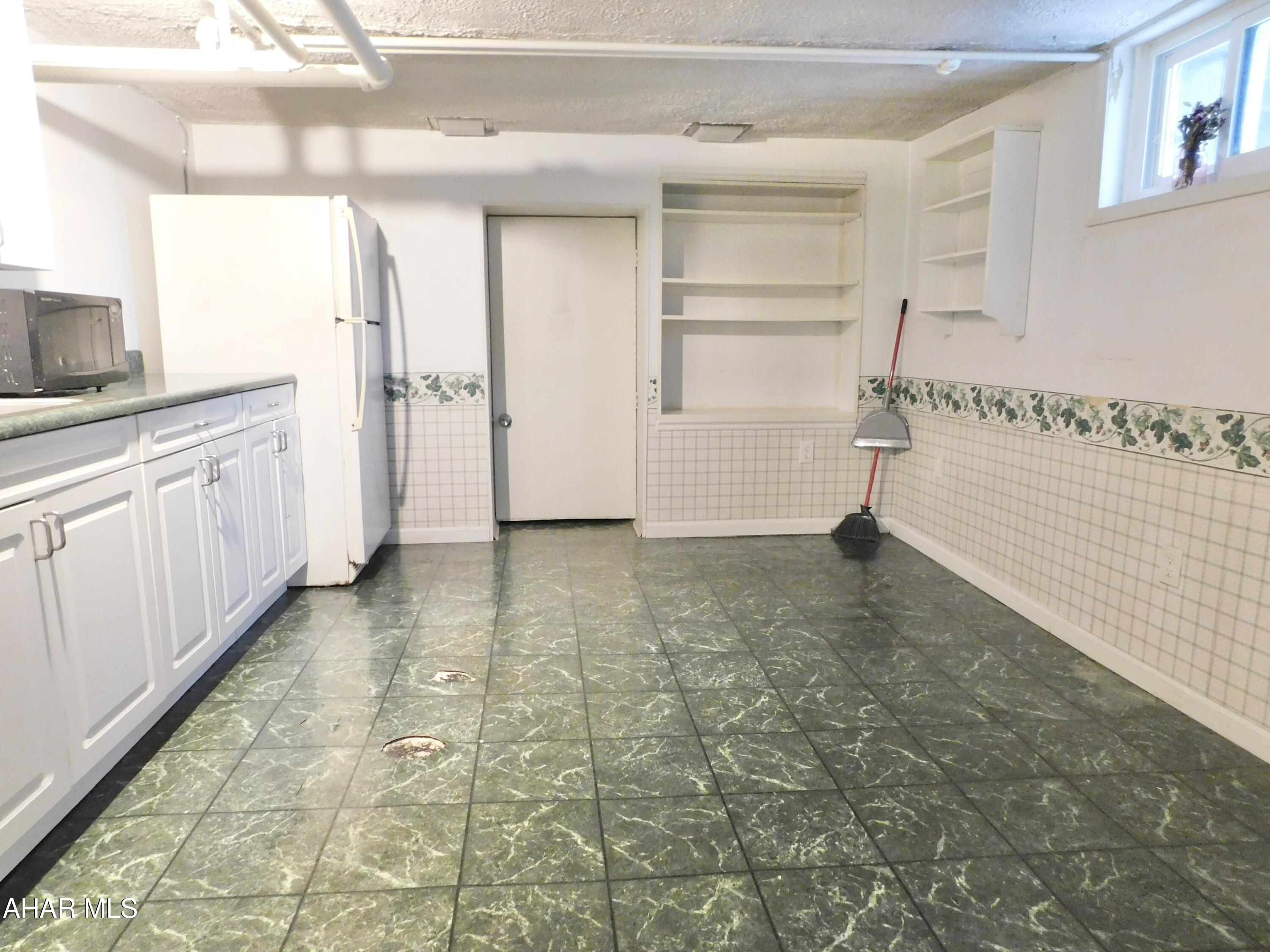 Llyswen - Residential Income