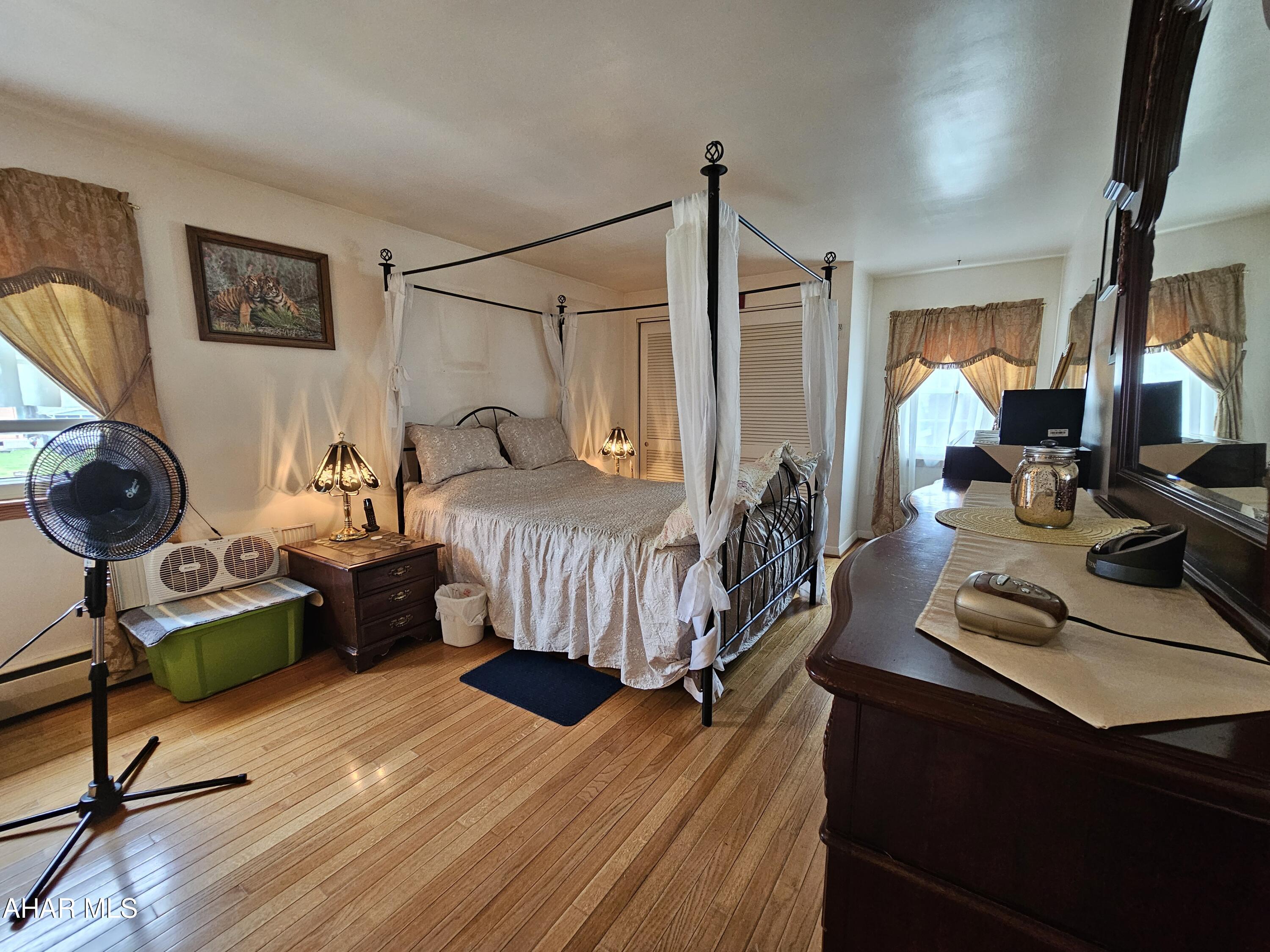 Juniata - Residential